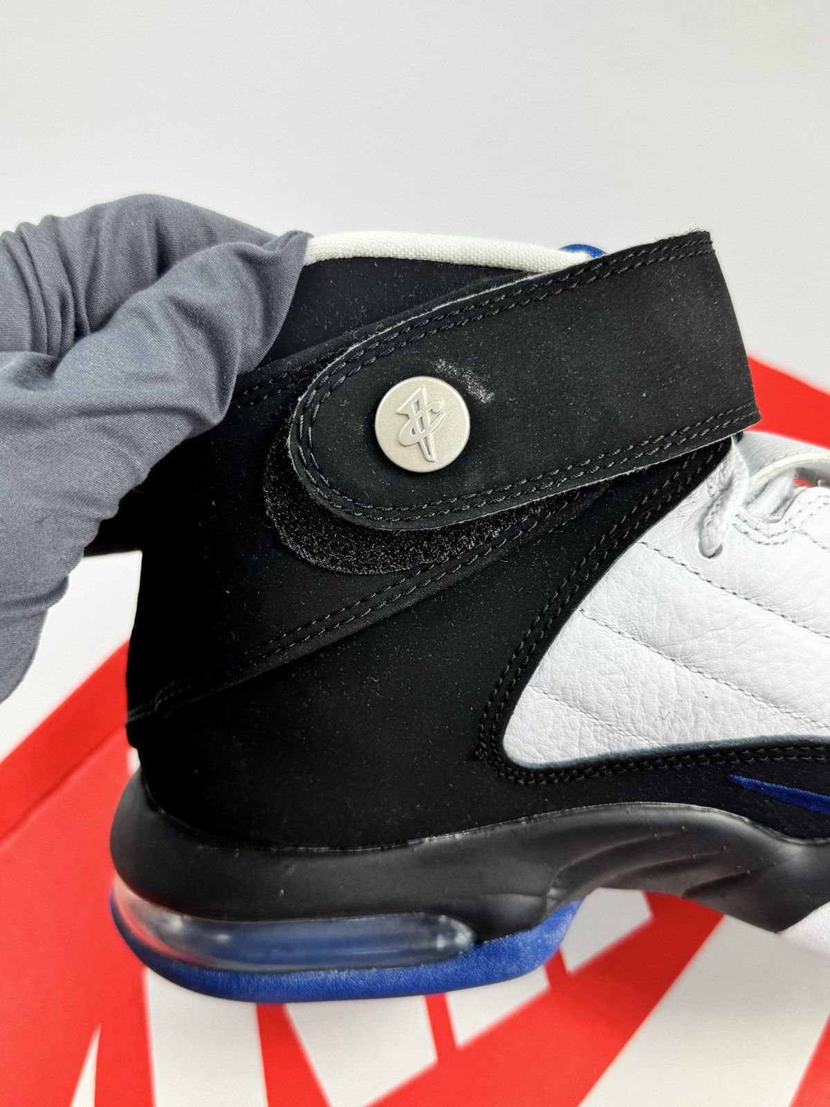 Nike AIR PENNY IV SNEAKERS 2017 Size US 9.5 / EU 42-43 - 6 Thumbnail