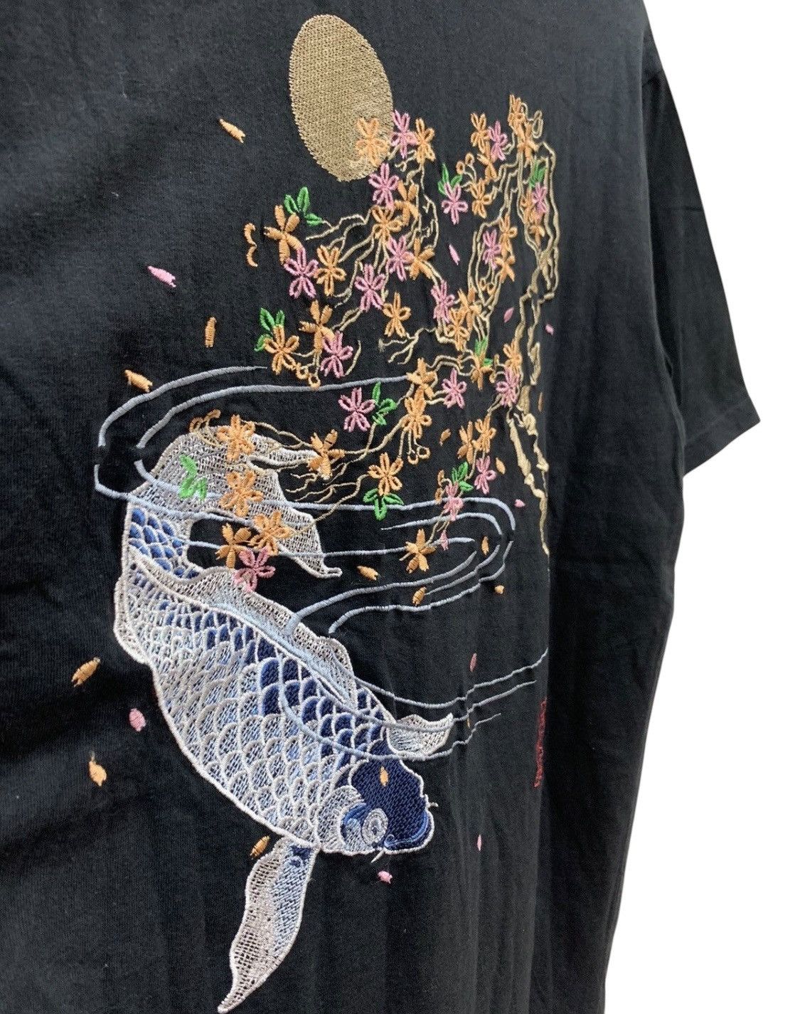 Japanese Brand × Vintage Sukajan Embroidered Koi T-shirt Size US M / EU 48-50 / 2 - 3 Thumbnail