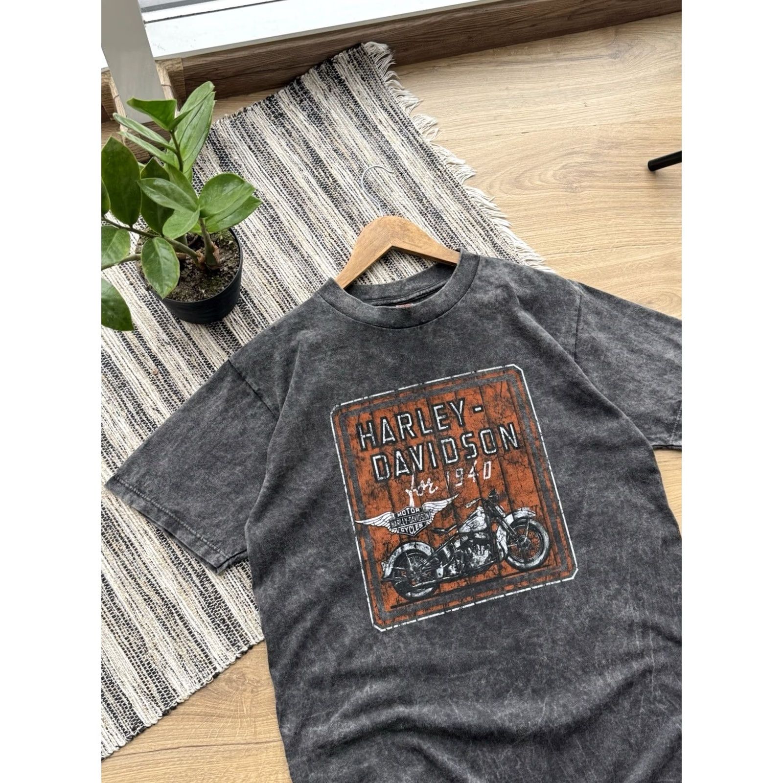 Harley Davidson VINTAGE Harley-Davidson T-Shirt Gray Size M Men Harley-Davidson 3d Emblem Biker USA Streetwear 80s 90s Cartoon Classic Size US M / EU 48-50 / 2 - 2 Thumbnail