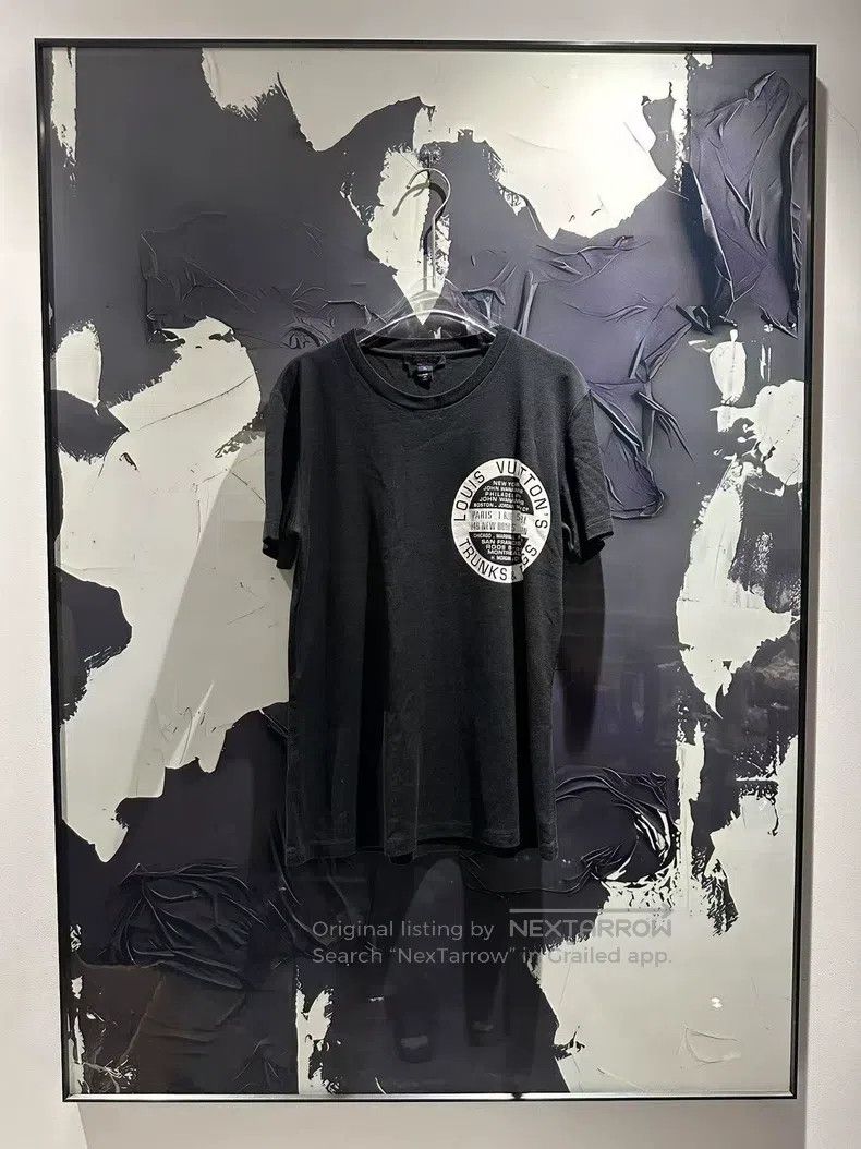 Louis Vuitton Louis Vuitton Round logo printed short sleeves Size XL / US 12-14 / IT 48-50 - 1 Thumbnail