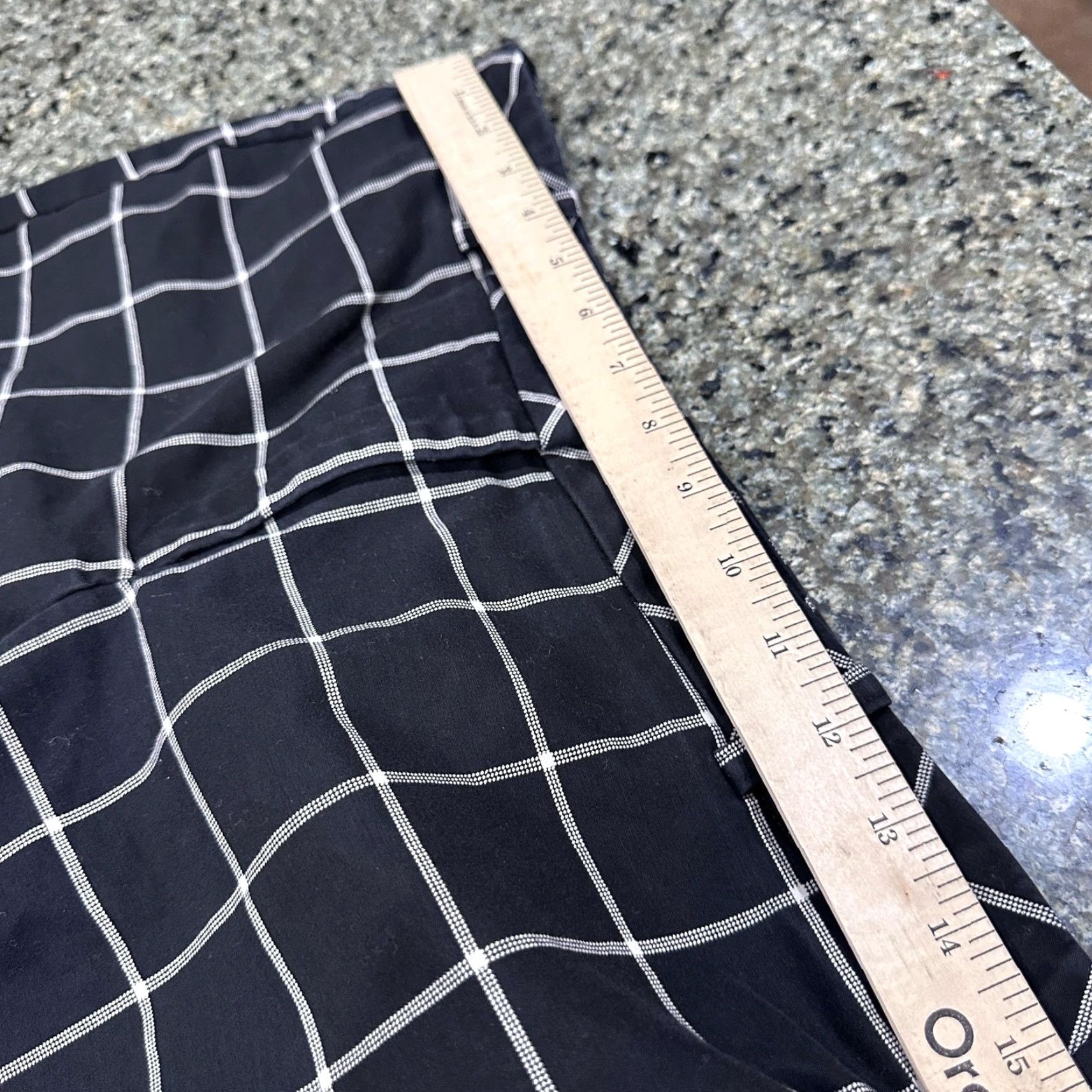 White House Black Market White House Black Market Pants Women 8 Black Cream Slim Ankle Windowpane Plaid Check Size 30" / US 8 / IT 44 - 5 Thumbnail