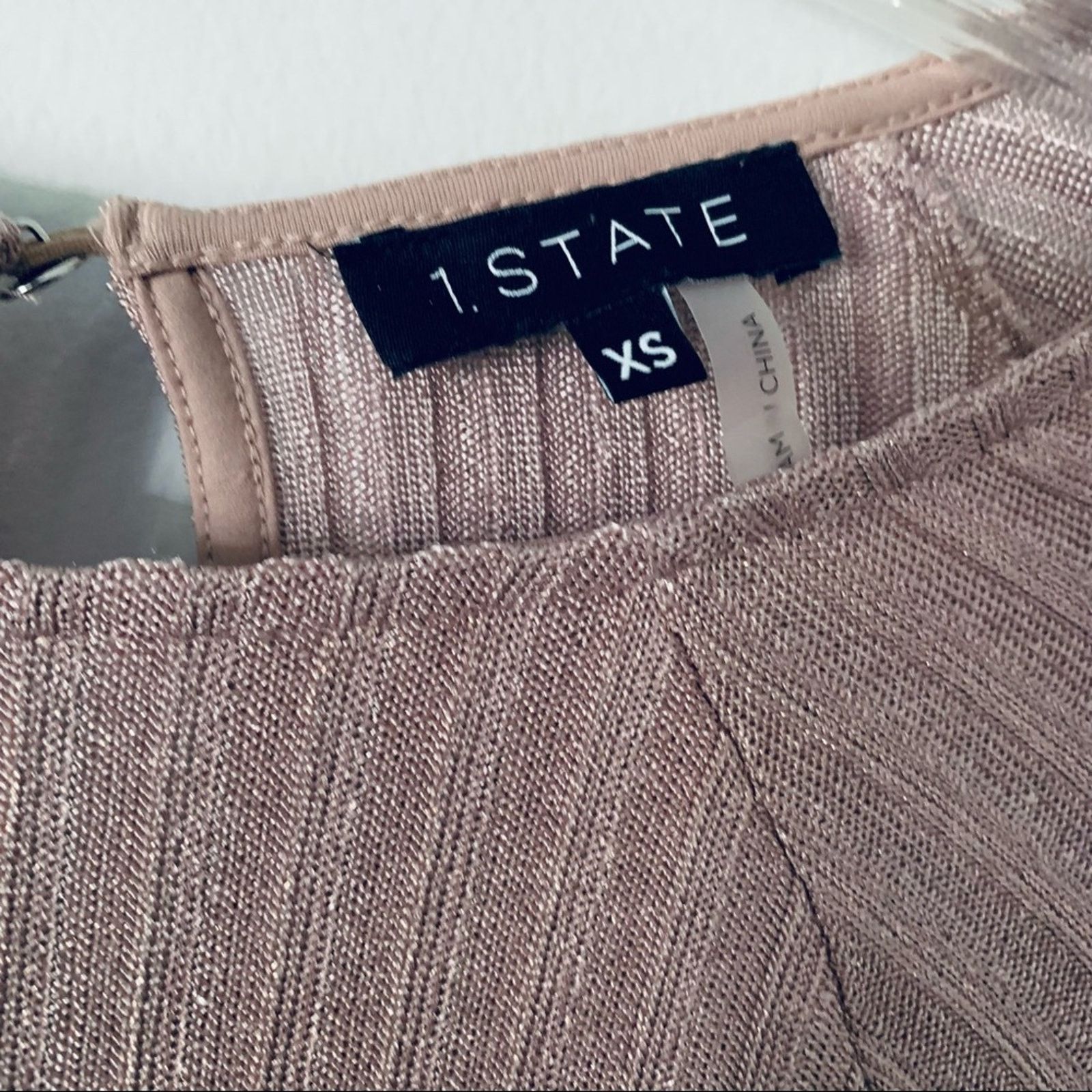Other Nordstrom 1.STATE Smocked Sleeve Metallic Ribbed Top Blouse Size XS / US 0-2 / IT 36-38 - 7 Thumbnail
