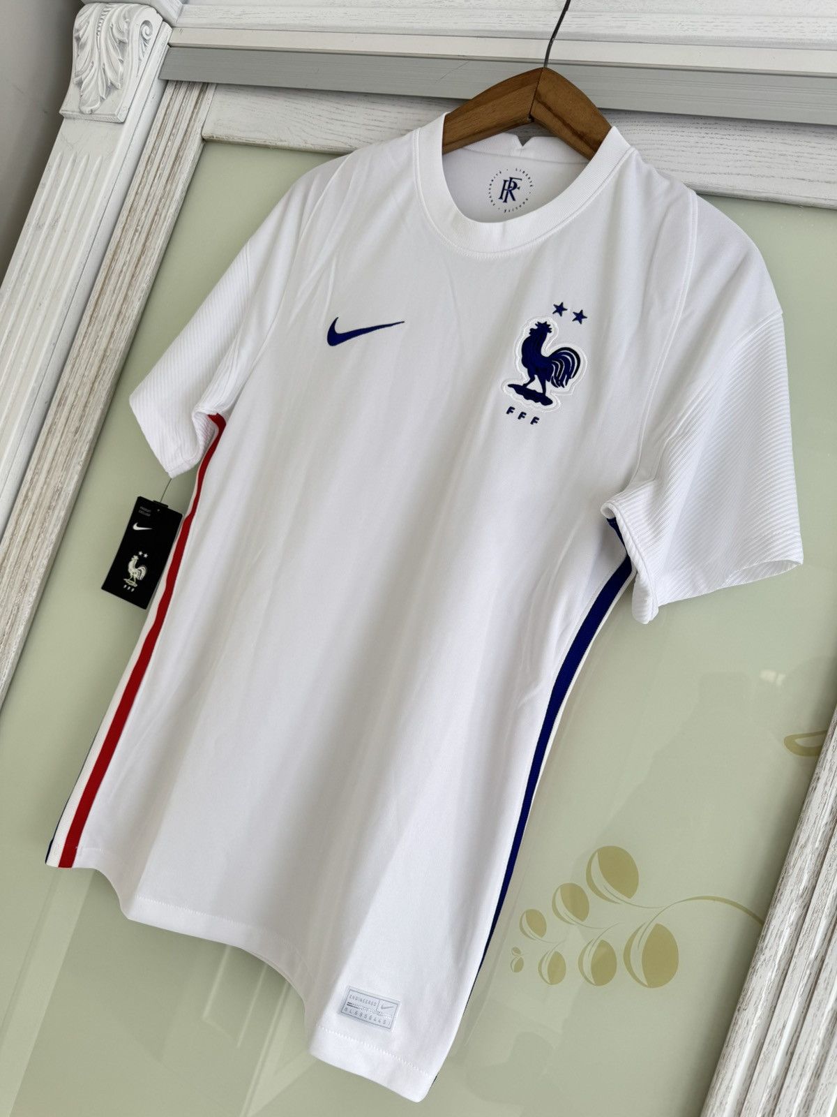 Nike BNWT France 2020-2021 Away Soccer Jersey Football Shirt Kit Size US S / EU 44-46 / 1 - 3 Thumbnail