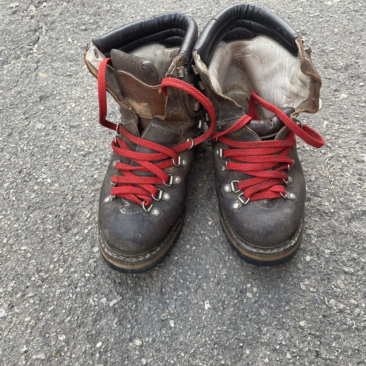Hanwag × Japanese Brand VINTAGE 90s hanwag hiking boots ski tashi military arm SHOES Size US 7.5 / EU 40-41 - 8 Thumbnail
