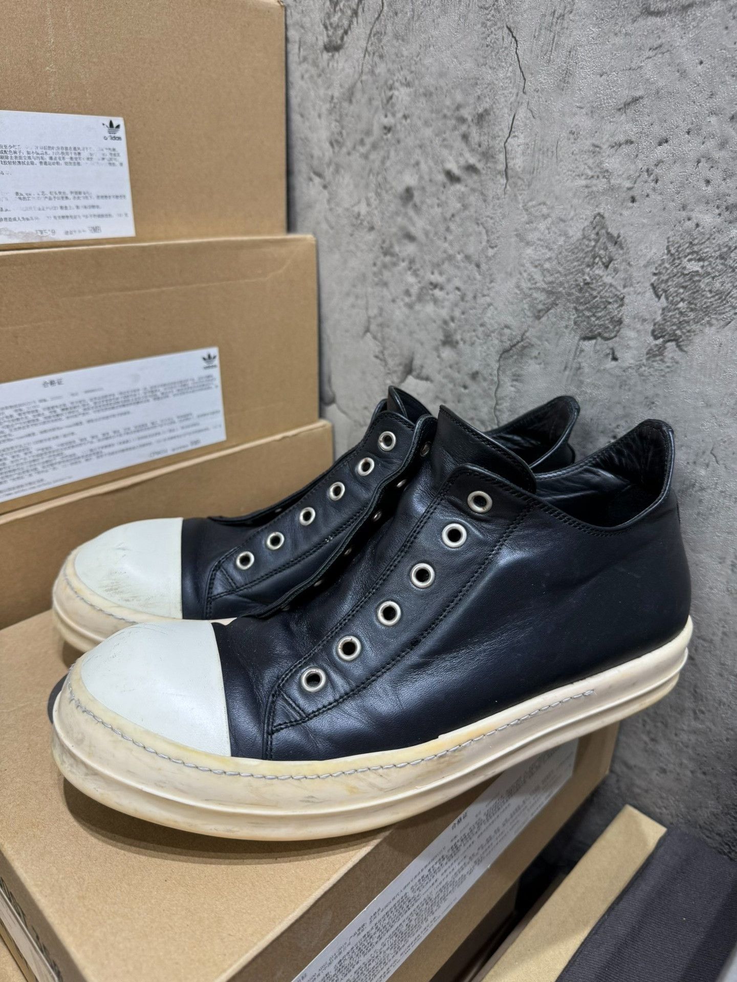Converse Converse Black Lowtop Sneakers 41 Men Size US 8.5 / EU 41-42 - 1 Thumbnail