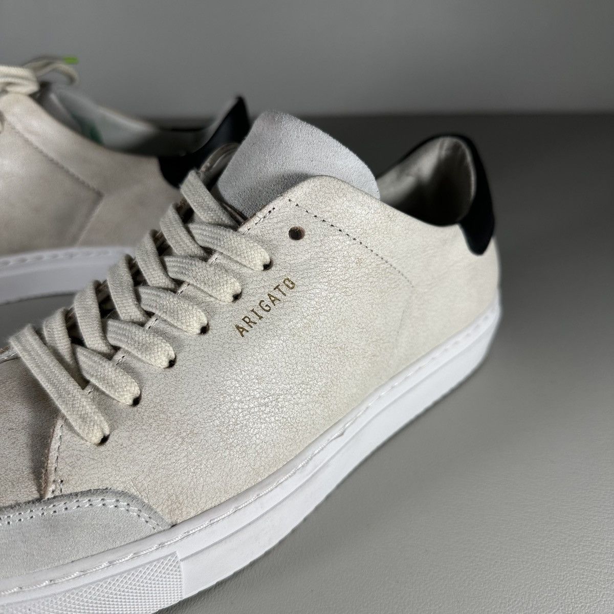 Axel Arigato Axel Arigato Clean 90 Triple Sneakers in Beige / Black Size US 7 / EU 40 - 3 Thumbnail