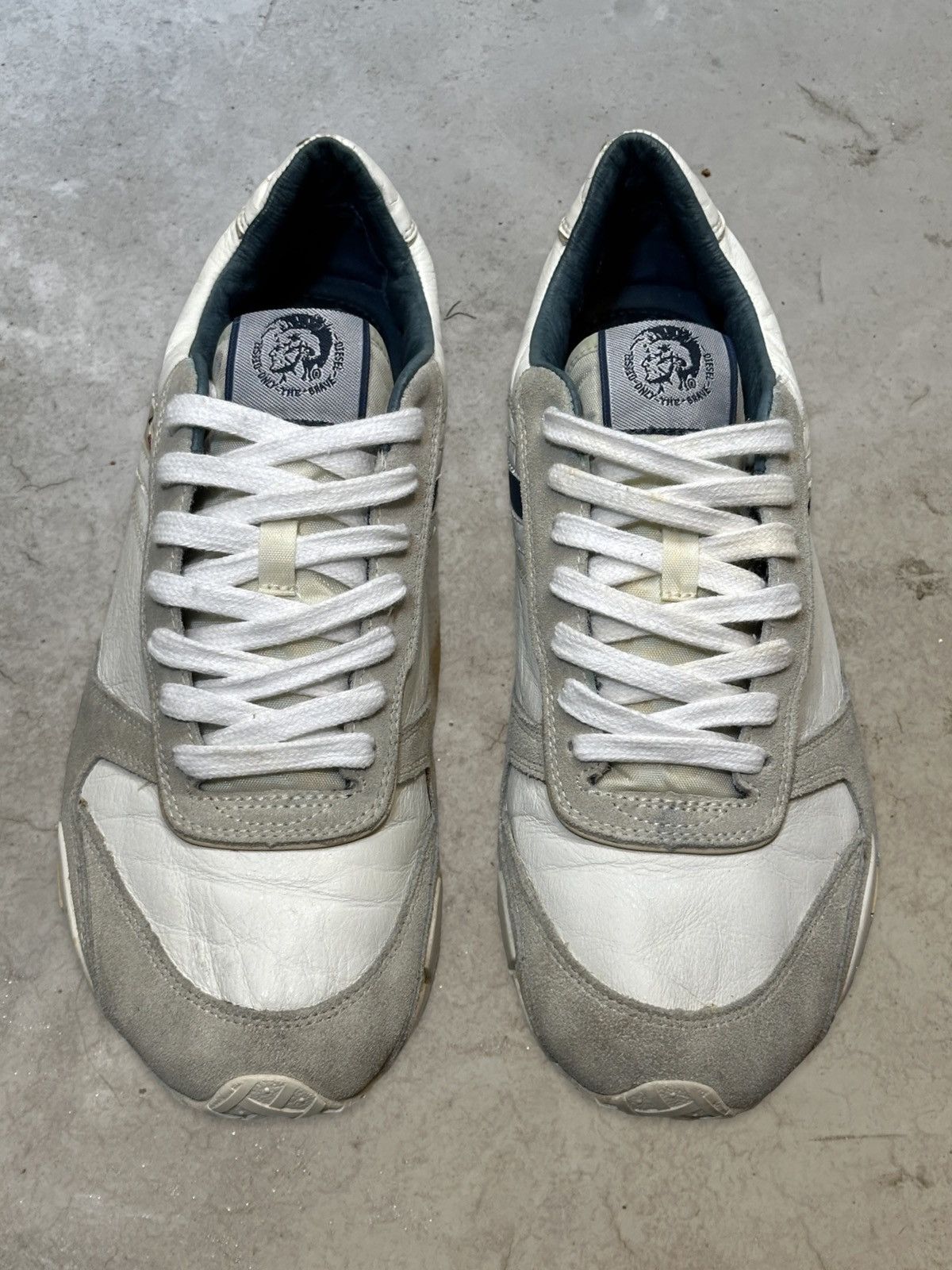 Diesel (SS10) RUN-AWAY LOW TOP Size US 10.5 / EU 43-44 - 2 Thumbnail
