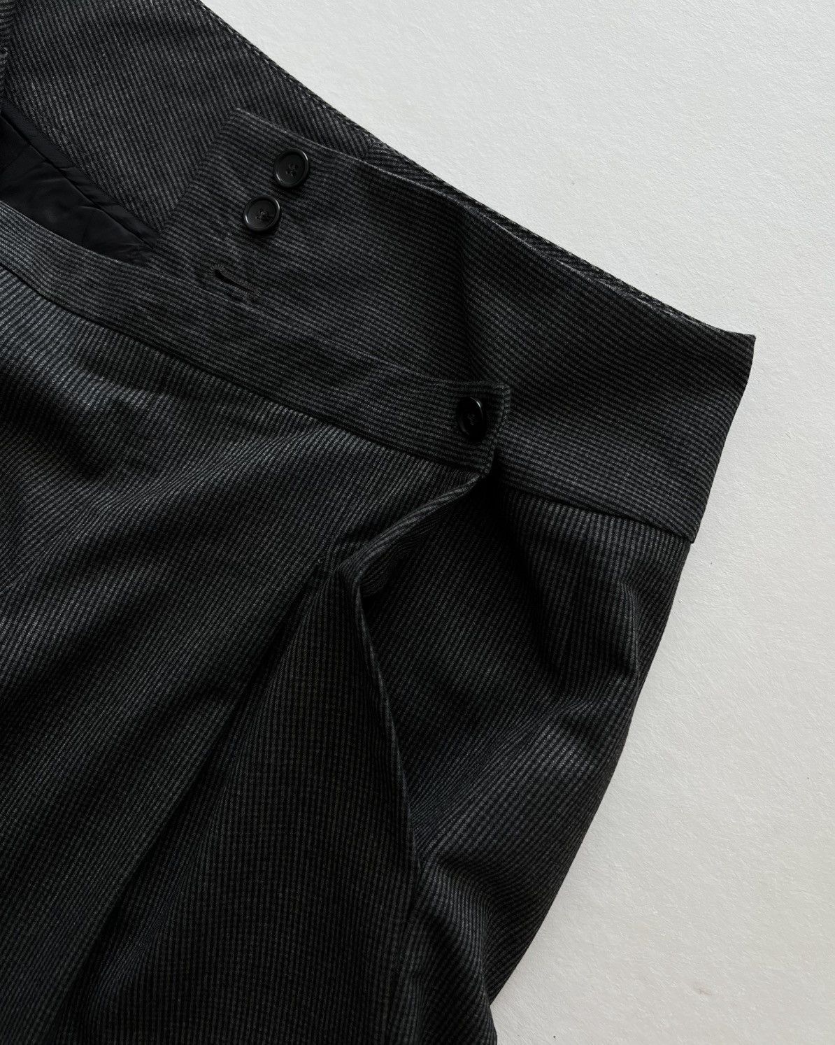 FCUK × French Connection FRENCH CONNECTION FCUK SHORT PANTS Size US 32 / EU 48 - 7 Thumbnail