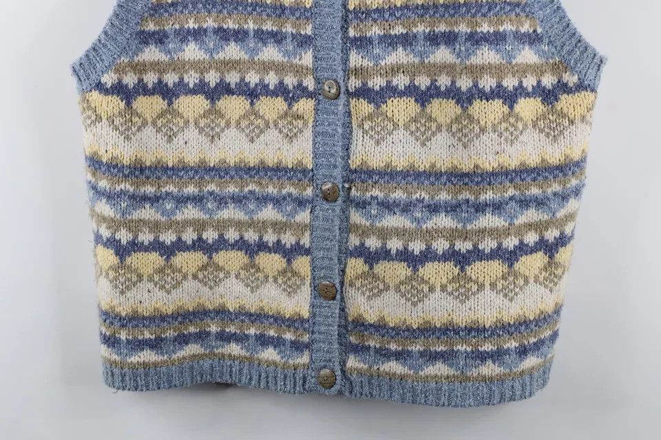Vintage Vintage 90s Streetwear Fair Isle Knit Cardigan Sweater Vest Size XL / US 12-14 / IT 48-50 - 3 Thumbnail