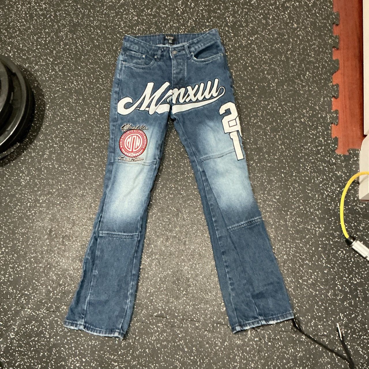 Boohoo denim street-style bootcut jeans Size US 29 - 1 Thumbnail