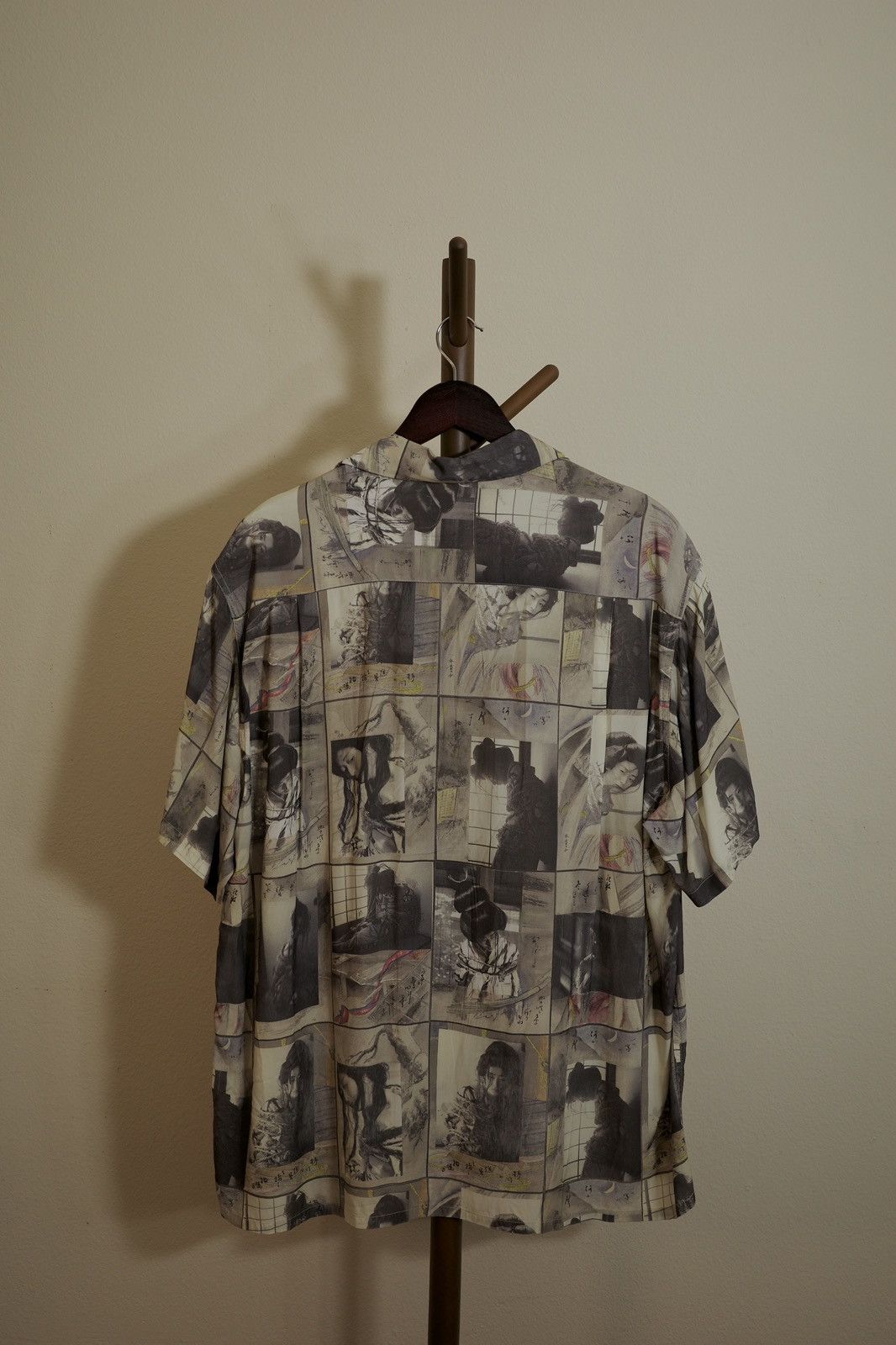 Wacko Maria Wacko Maria Nobuyoshi Araki Geisha bond print aloha shirt Size US XL / EU 56 / 4 - 3 Thumbnail