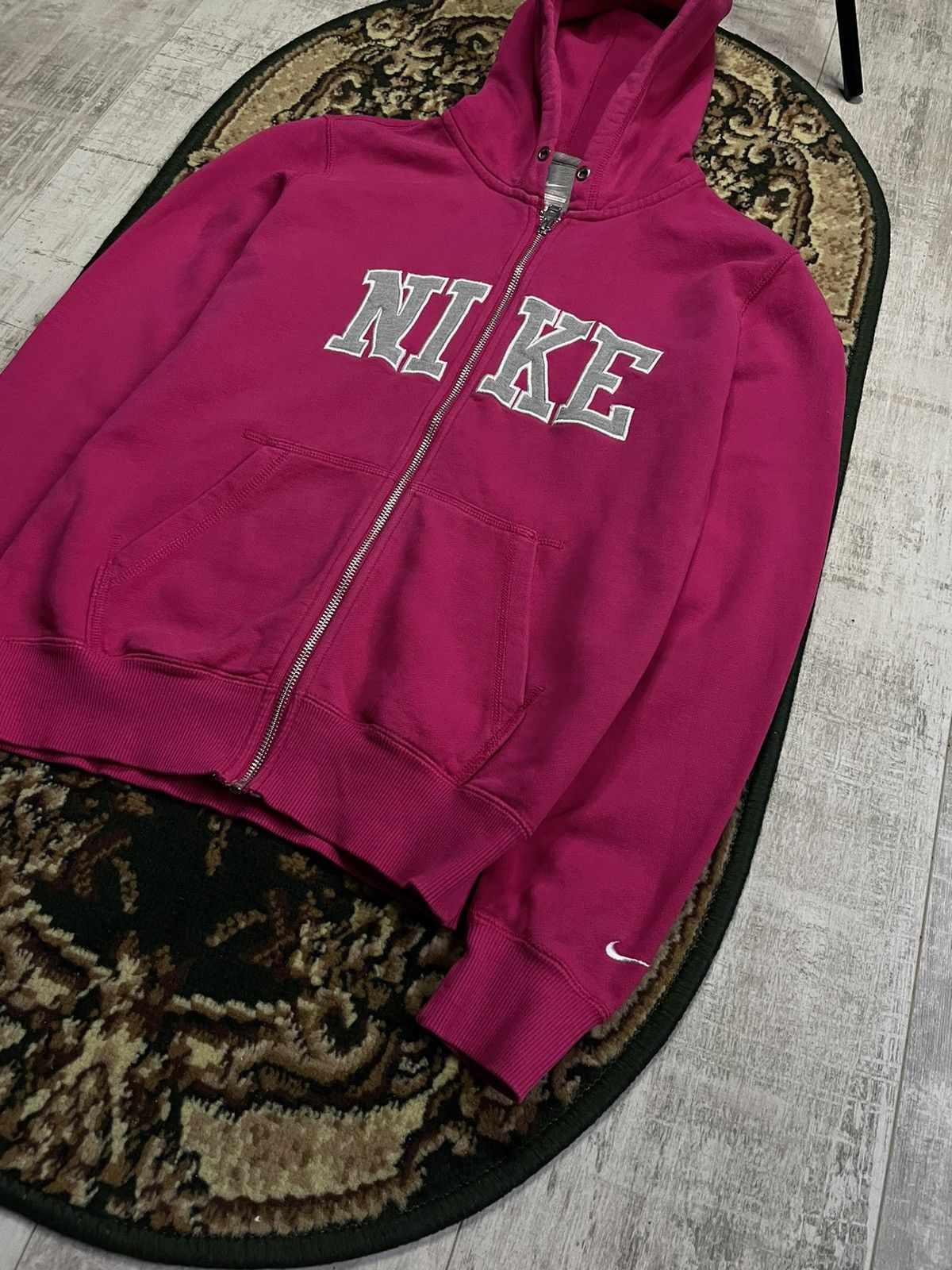 Nike Nike 00’s Vintage Zip Hoodie Y2K Pink Big Logo RARE Size M / US 6-8 / IT 42-44 - 2 Thumbnail