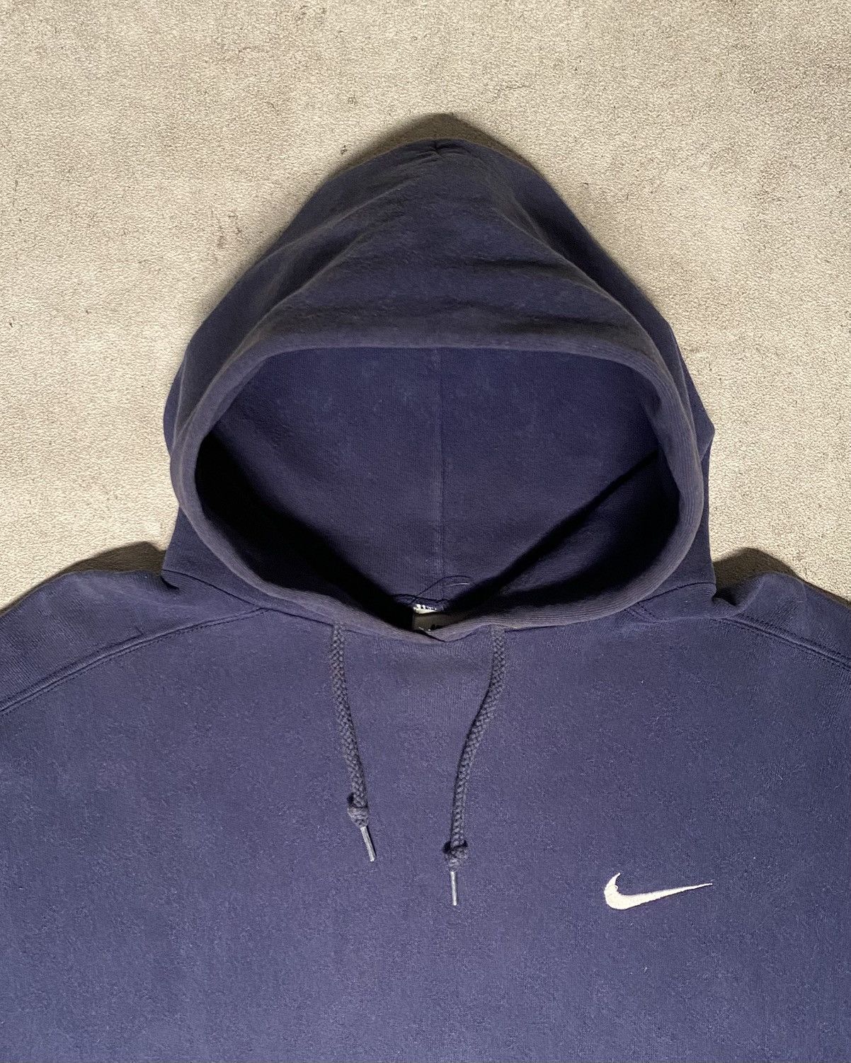 Nike 1990s Vtg Nike Side Swoosh Sunfaded Navy Boxy Hoodie Size US M / EU 48-50 / 2 - 2 Thumbnail