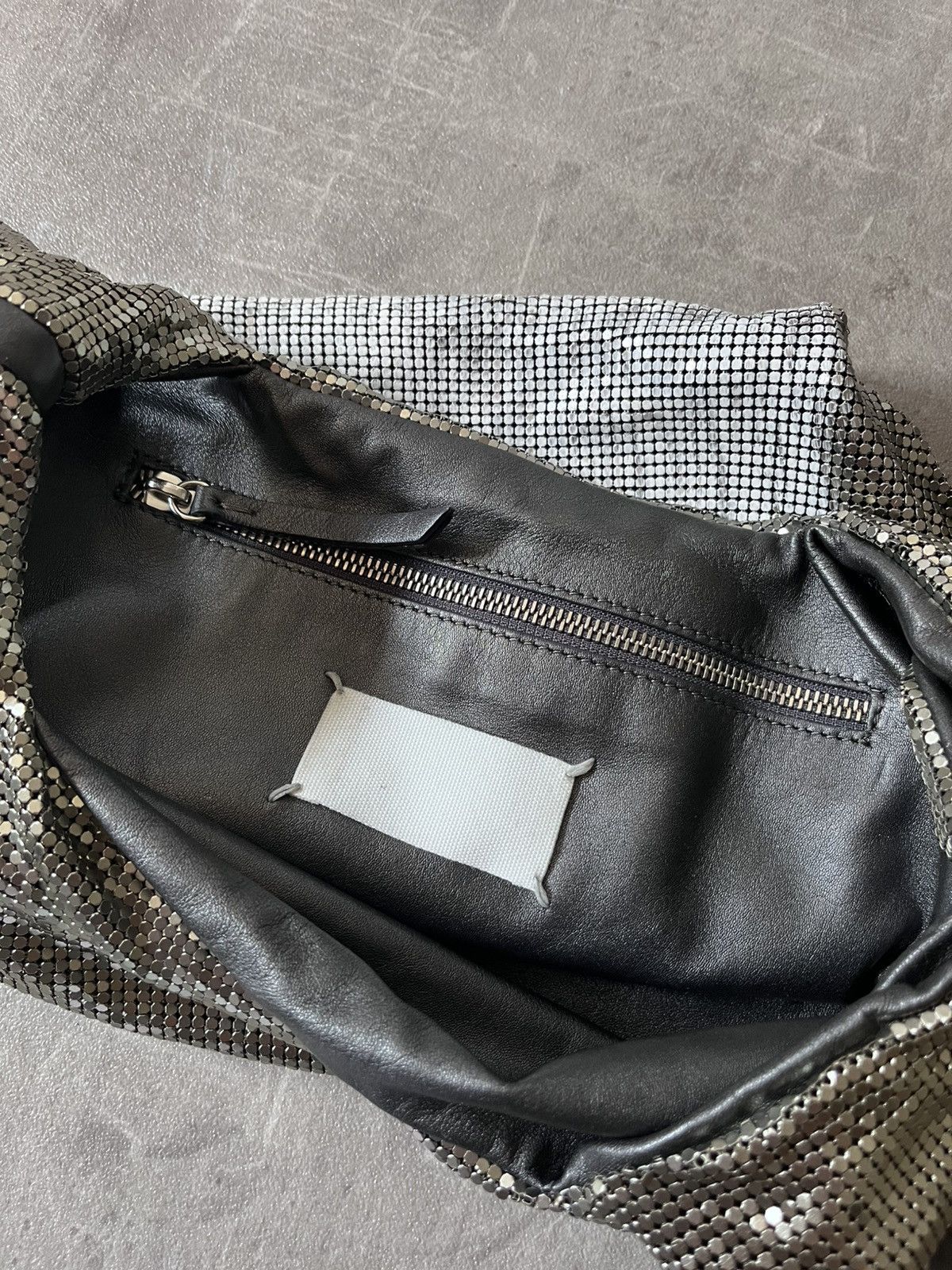 Maison Margiela Maison Margiela 2015 aluminum painted sequins hand bag rare Size ONE SIZE - 15 Thumbnail