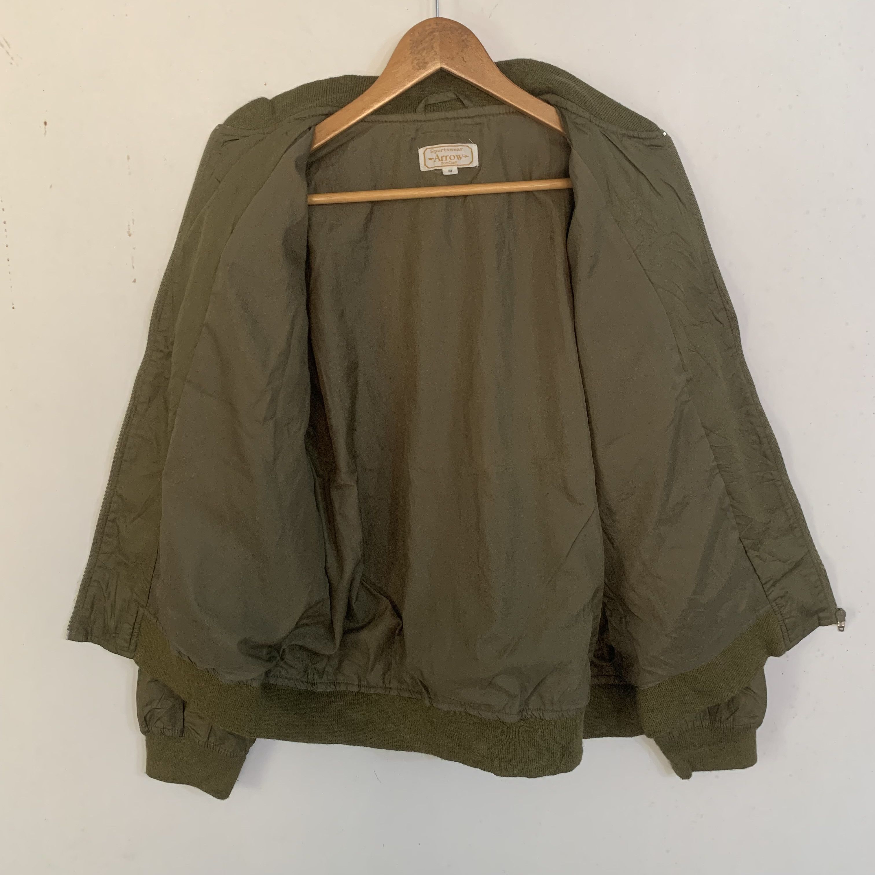 Arrow × Vintage Vintage Arrow Bomber Jacket Sweater Army Size US XL / EU 56 / 4 - 5 Thumbnail