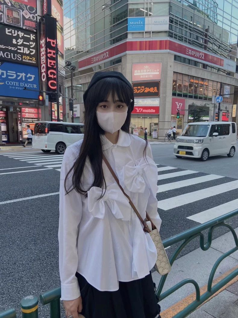 Comme des Garcons Comme Des Garcons Double bow white shirt 2503-Nextarrow Size S / US 4 / IT 40 - 7 Thumbnail