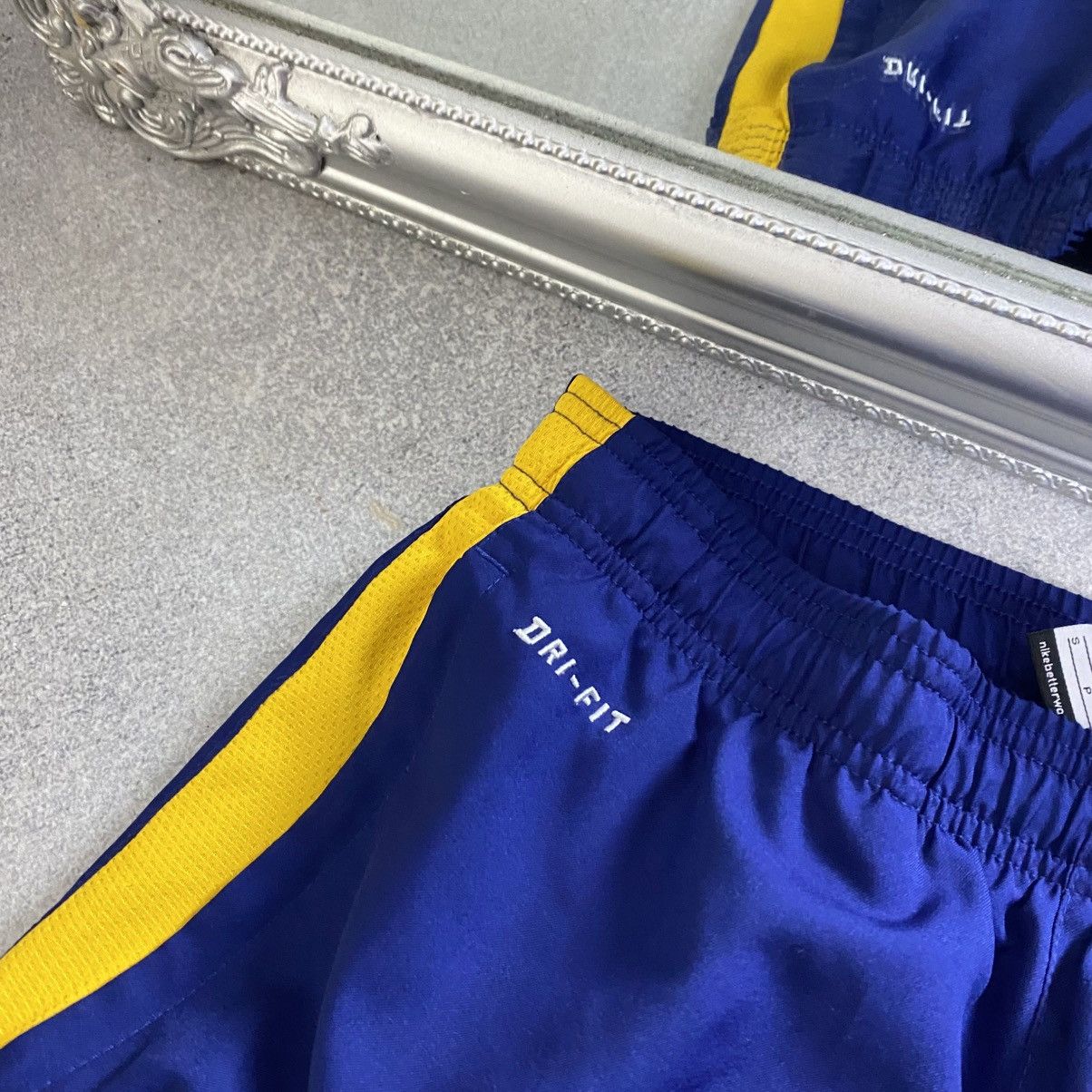 Nike Nike Barcelona trackpants Size US 30 / EU 46 - 4 Thumbnail