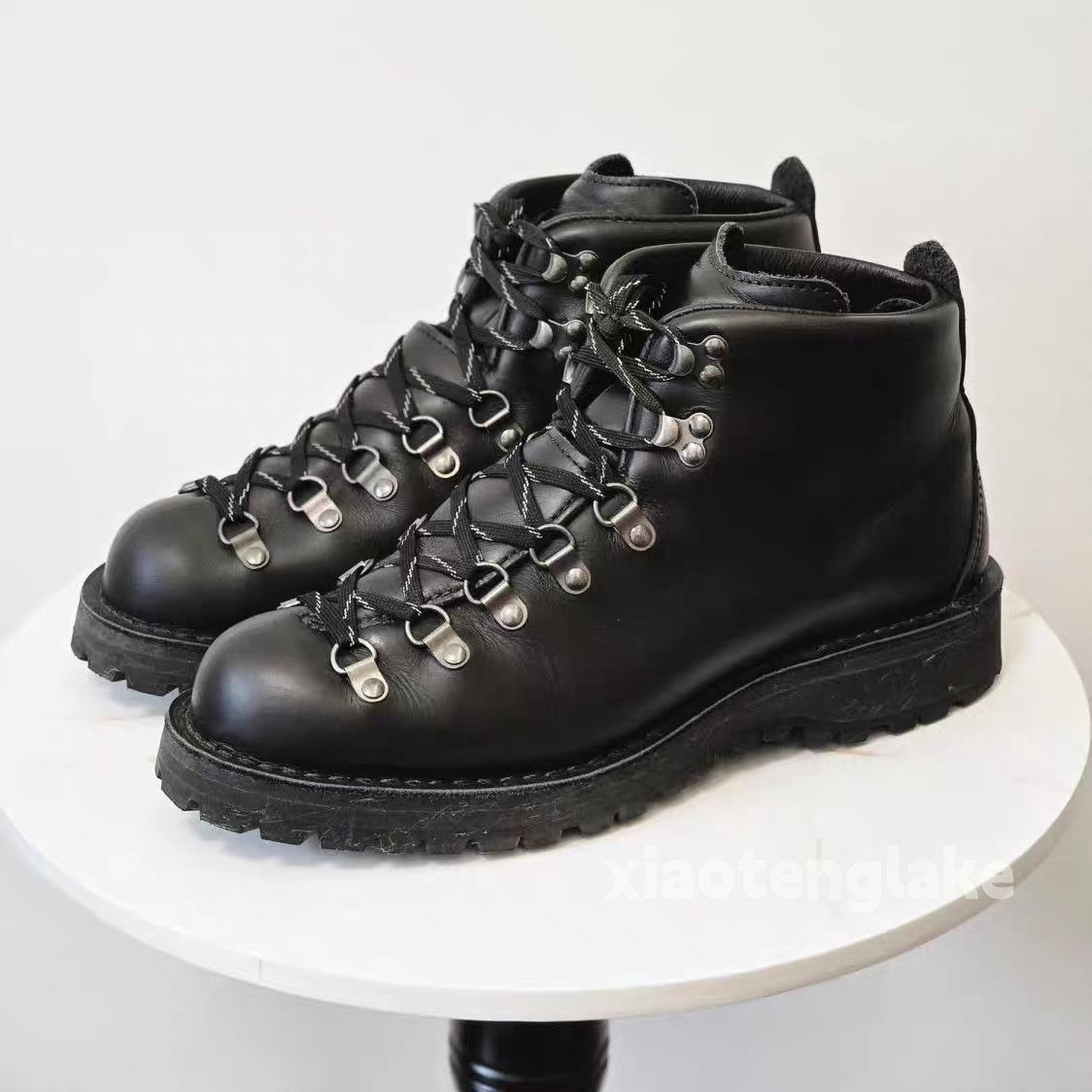 Vintage Unisex outdoor utility workwear hiking mountain boots shoes Size US 11 / EU 44 - 2 Thumbnail