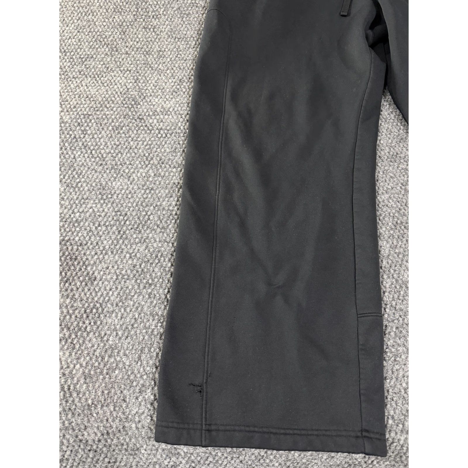 Under Armour Under Armour Pants Mens XL Black Softshell Track Zip Pocket Athletic Warm Up Size US 36 / EU 52 - 3 Thumbnail