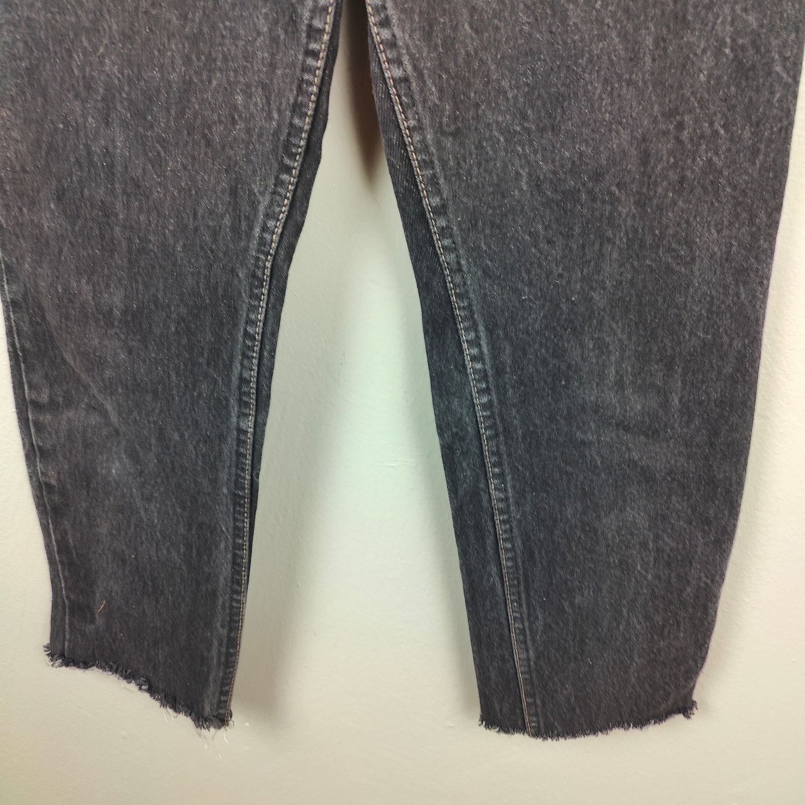 Levi's Vintage Levi's 26501 90s Straight Jeans Womens 25 Black Size 25" / US 0 / IT 36 - 4 Thumbnail