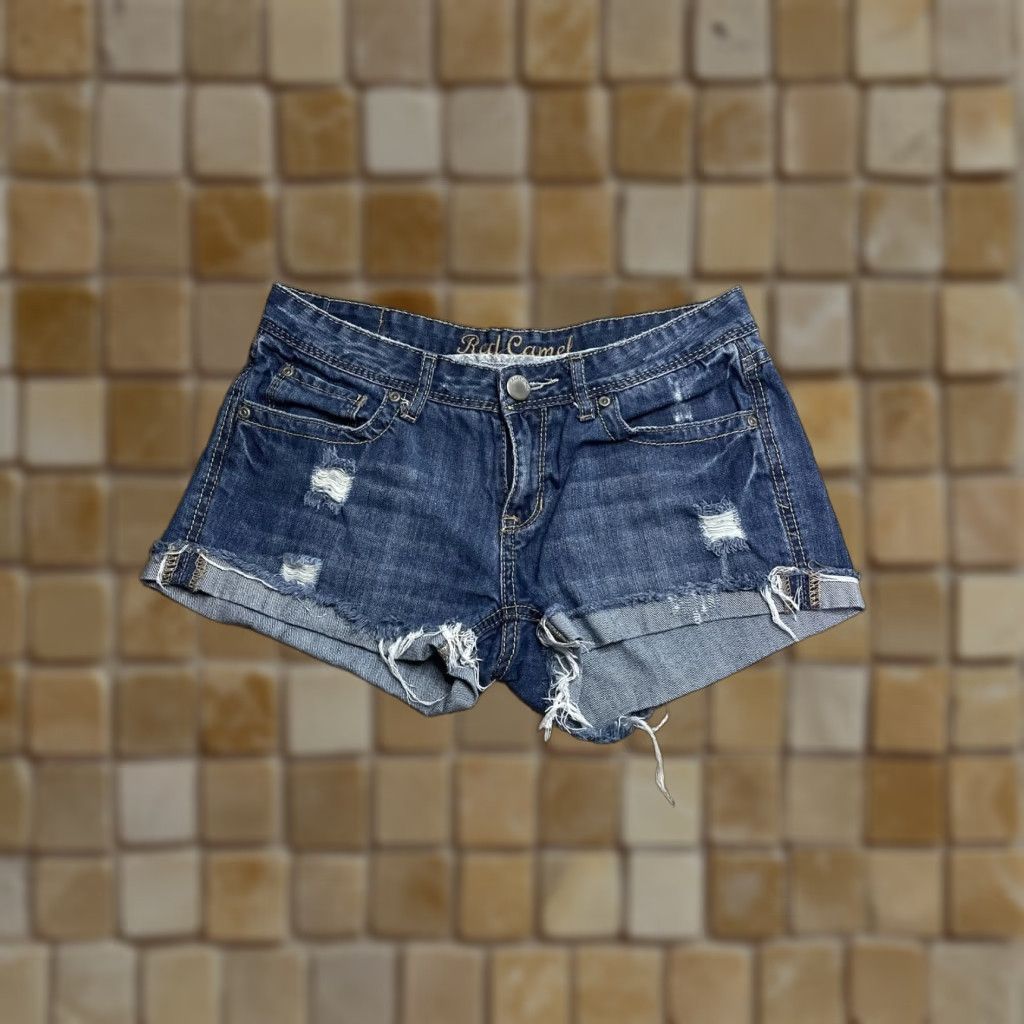 Camel Red Camel Jean Shorts, Juniors Size 7, Dark Wash, Destressed, Denim, Blue, Casual, Womens Size 28" / US 6 / IT 42 - 1 Thumbnail