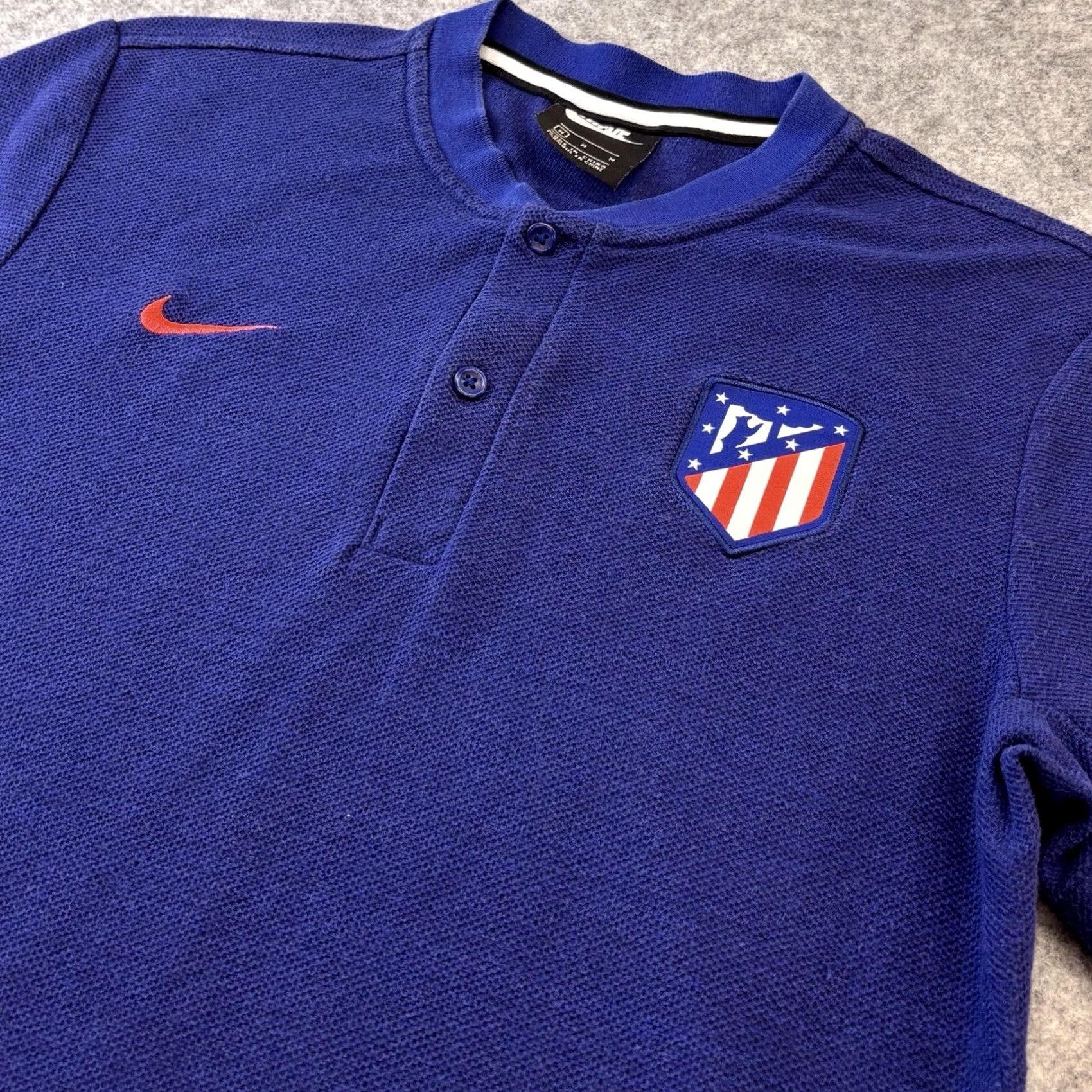 Nike Nike Atlético Madrid Polo Shirt Dri-FIT Men’s Blue Textured Medium Used Size US M / EU 48-50 / 2 - 3 Thumbnail