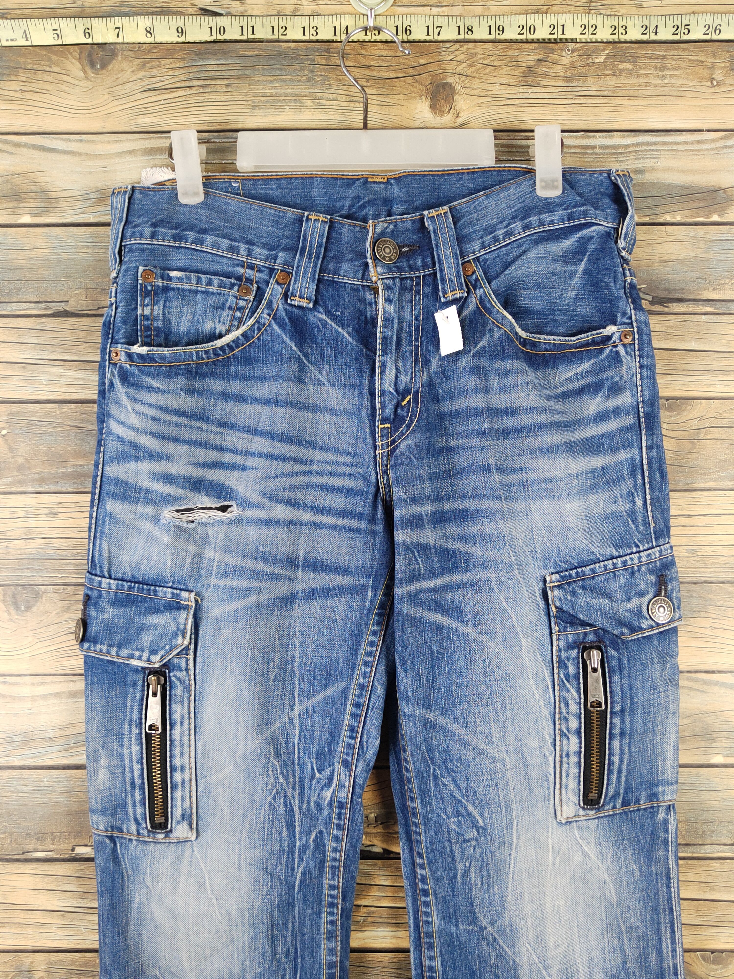 Levi's DL Levi's Blue Distressed Ripped Denim Jeans #1963 Size US 32 / EU 48 - 2 Thumbnail