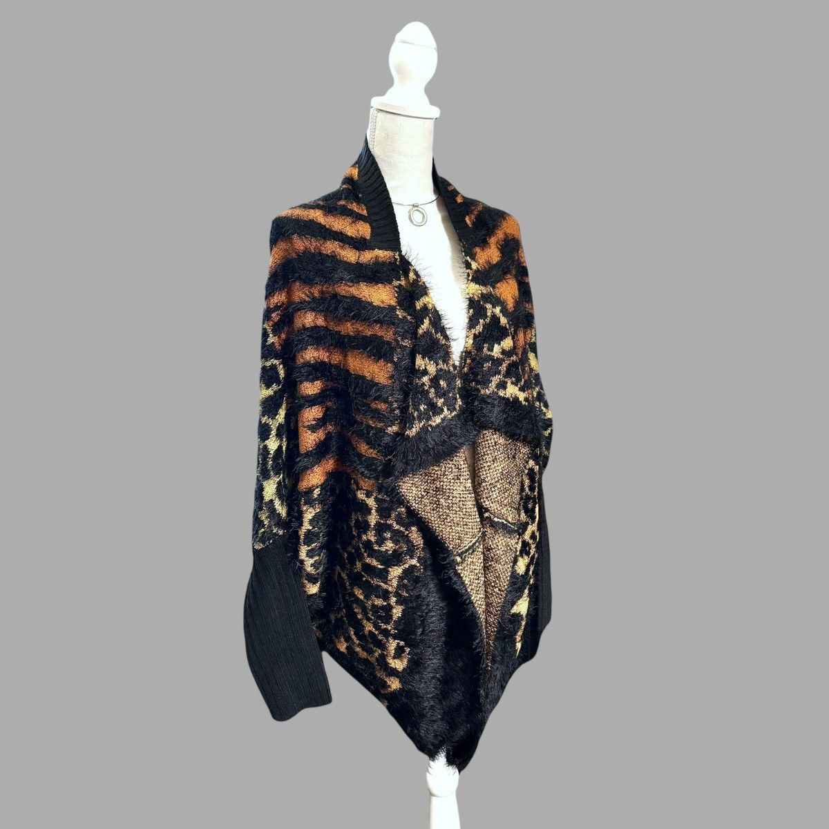 Other Max Sport LA $368 Women’s Animal Long Sleeve Cardigan Sz S/M Size S / US 4 / IT 40 - 3 Thumbnail