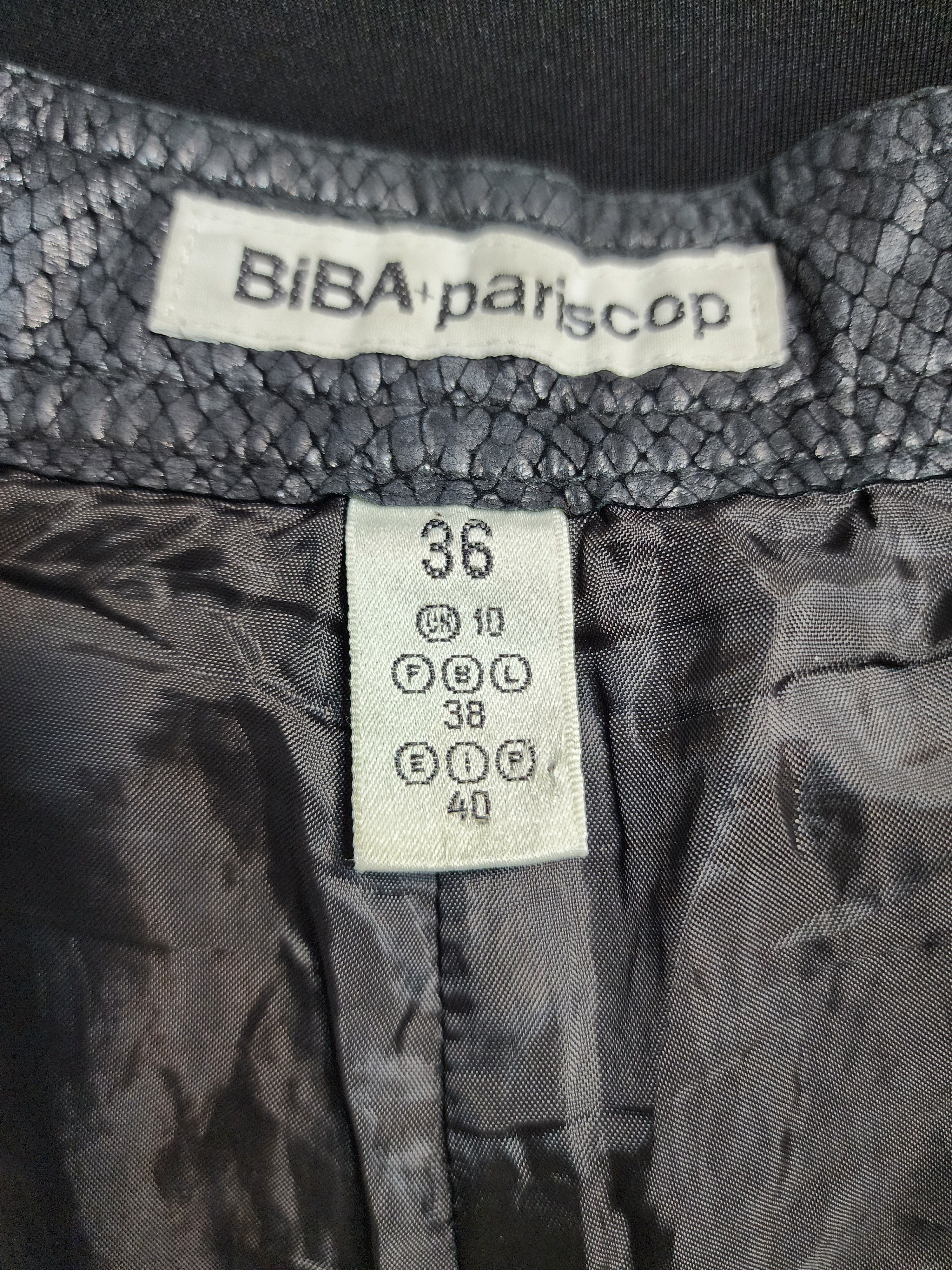 Genuine Leather Women's leather black shorts. Size 27" / US 4 / IT 40 - 9 Thumbnail