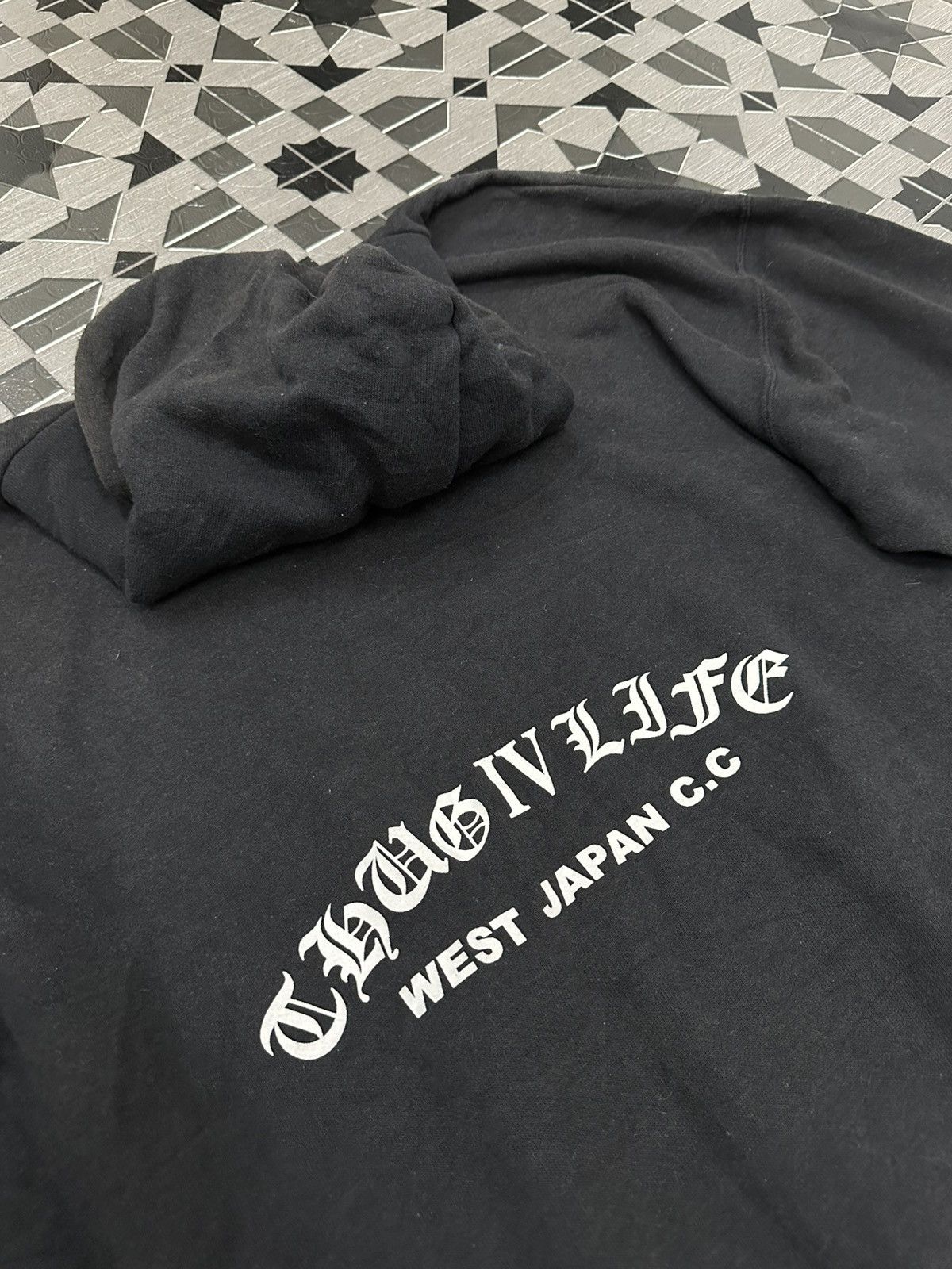Japanese Brand Vintage 1990 Thug Life West Japan (Chrome Hearts) Hoodie Size US XXL / EU 58 / 5 - 3 Thumbnail