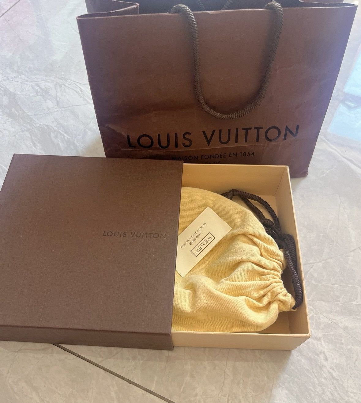 Louis Vuitton Louis Vuitton Men's Leather Belt -2505 Size ONE SIZE - 8 Thumbnail