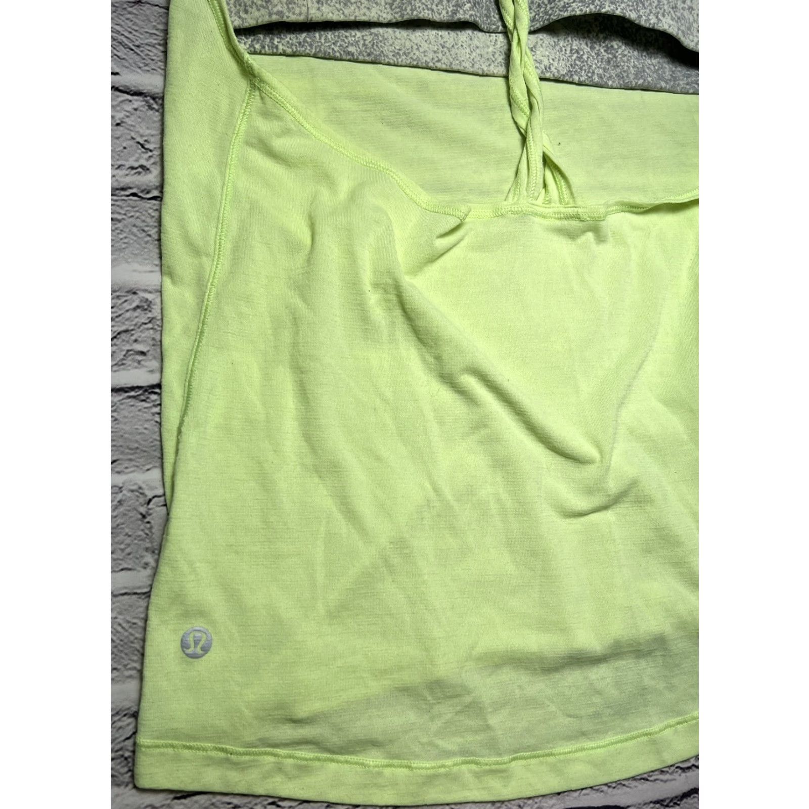 Lululemon Lululemon Tank Sports Bra 6 Lime Gray Layered Twisted Strap Women Size 6 Green Sports Size ONE SIZE - 4 Thumbnail