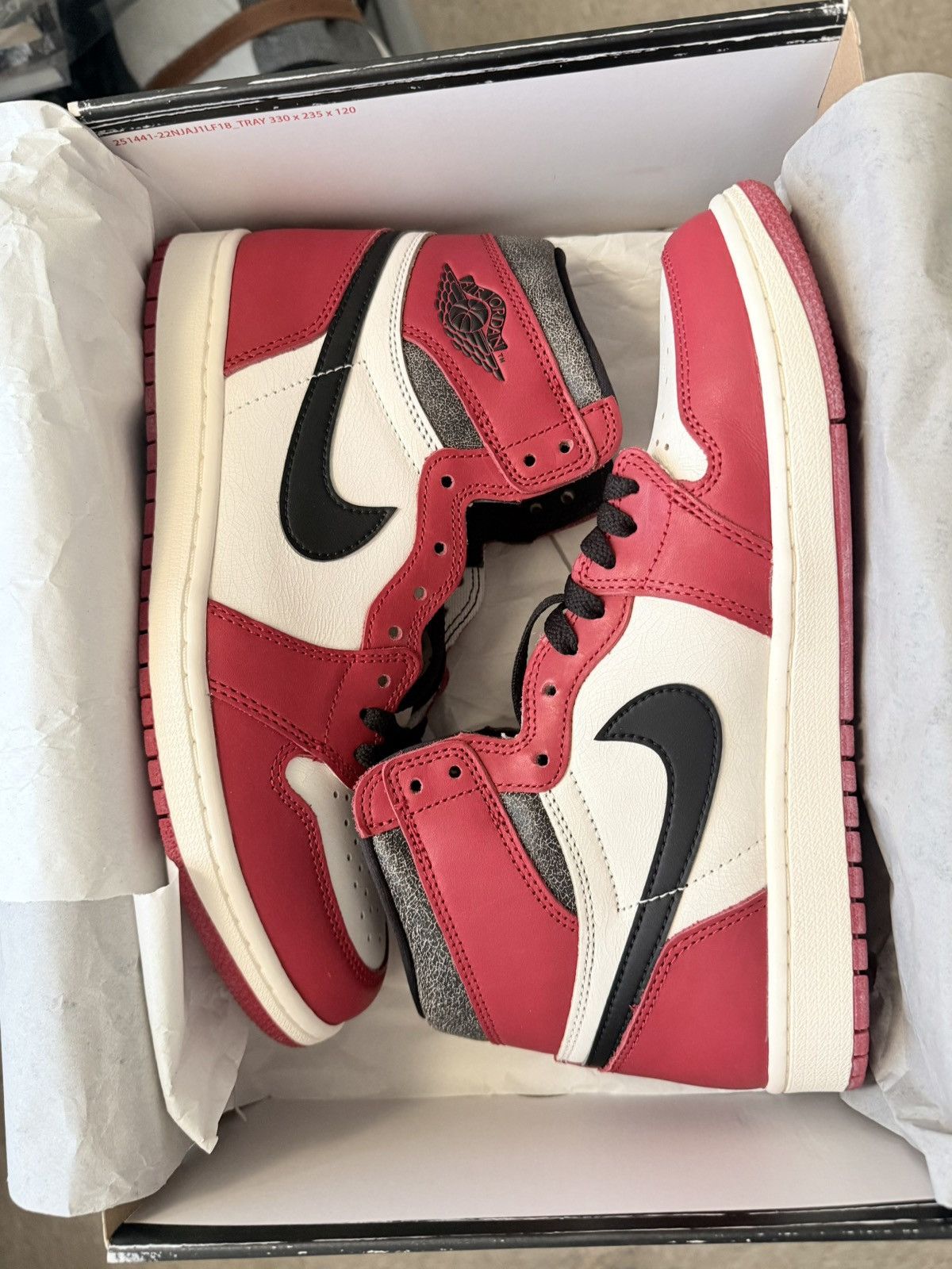 Nike Lost and found chicago 1 Size US 9.5 / EU 42-43 - 1 Thumbnail