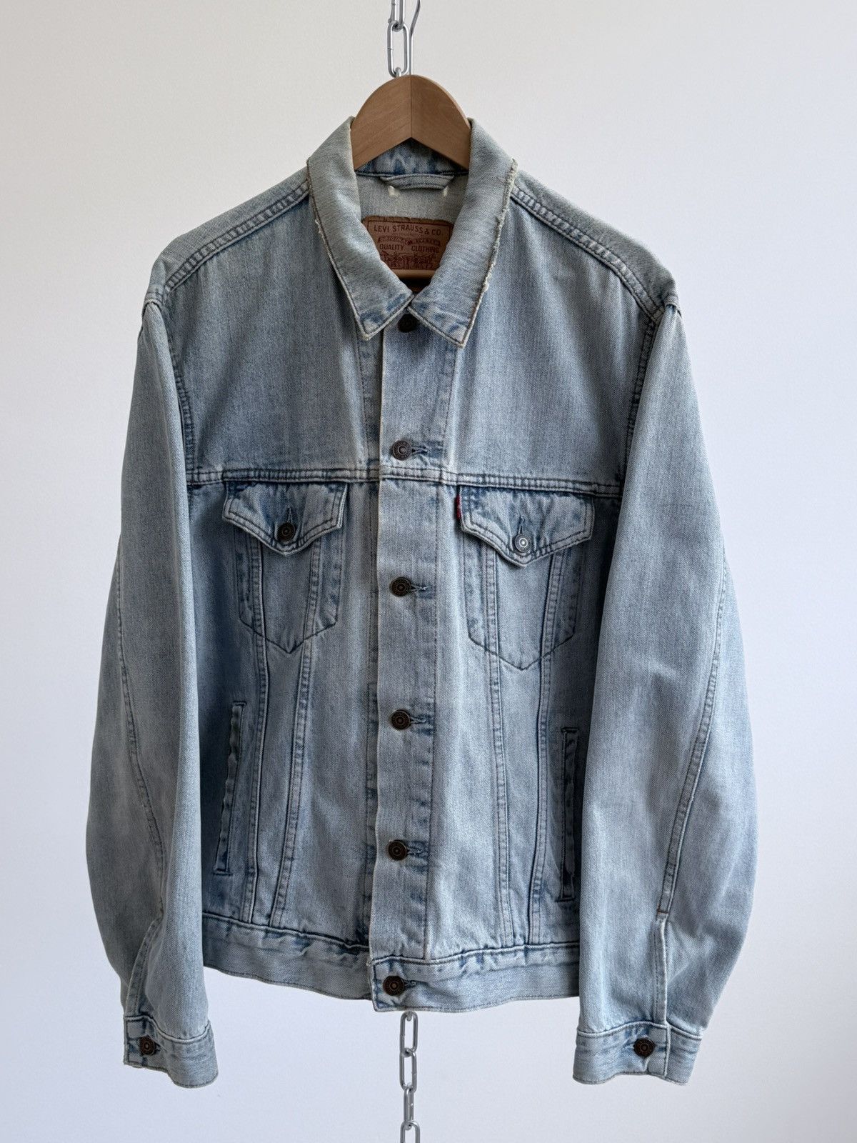 Levi's Vintage 90s Levi’s Faded Denim Jacket Size US XL / EU 56 / 4 - 3 Thumbnail