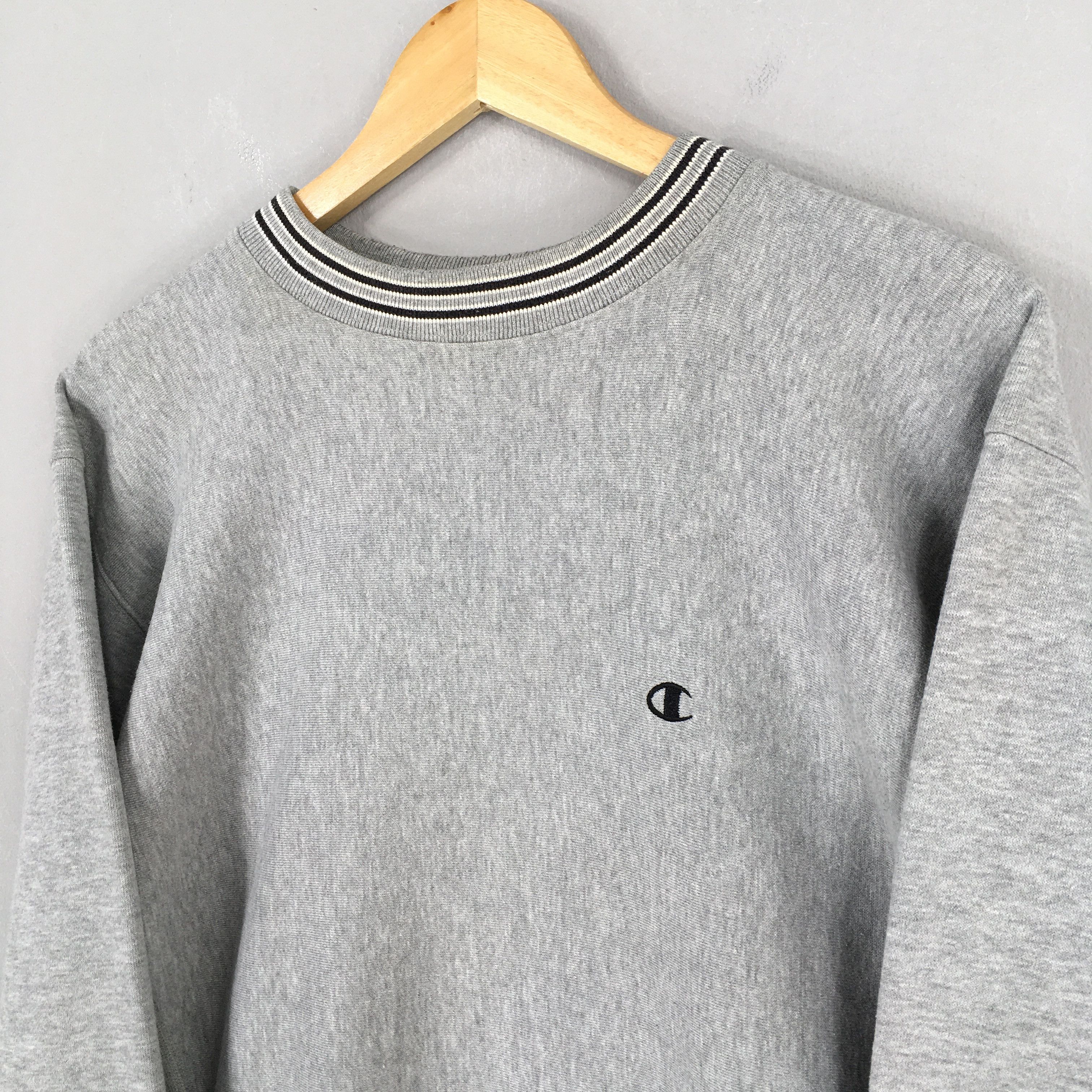 Champion × Vintage Vintage Champion Reverse Weave Gray Sweatshirt Medium Size US M / EU 48-50 / 2 - 3 Thumbnail