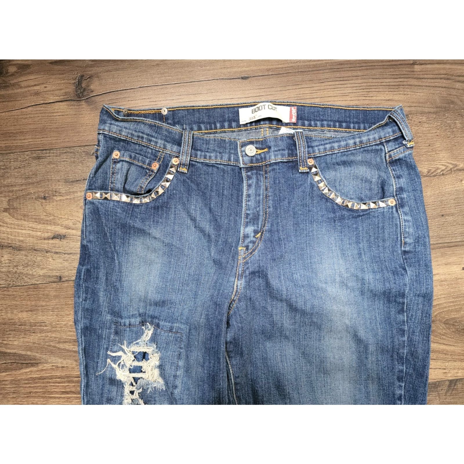Levi's Levi's 515 Bootcut Jeans Size 12 Women's Distressed Rocker Studded blue Denim Regular fits Size 34" / US 12 / IT 48 - 2 Thumbnail