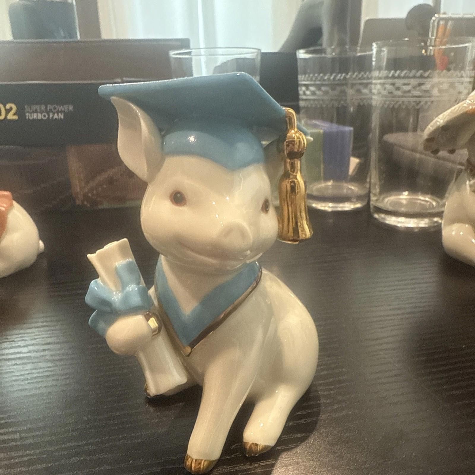 Designer LENOX GRADUATION PIG sculpture Size ONE SIZE - 1 Thumbnail