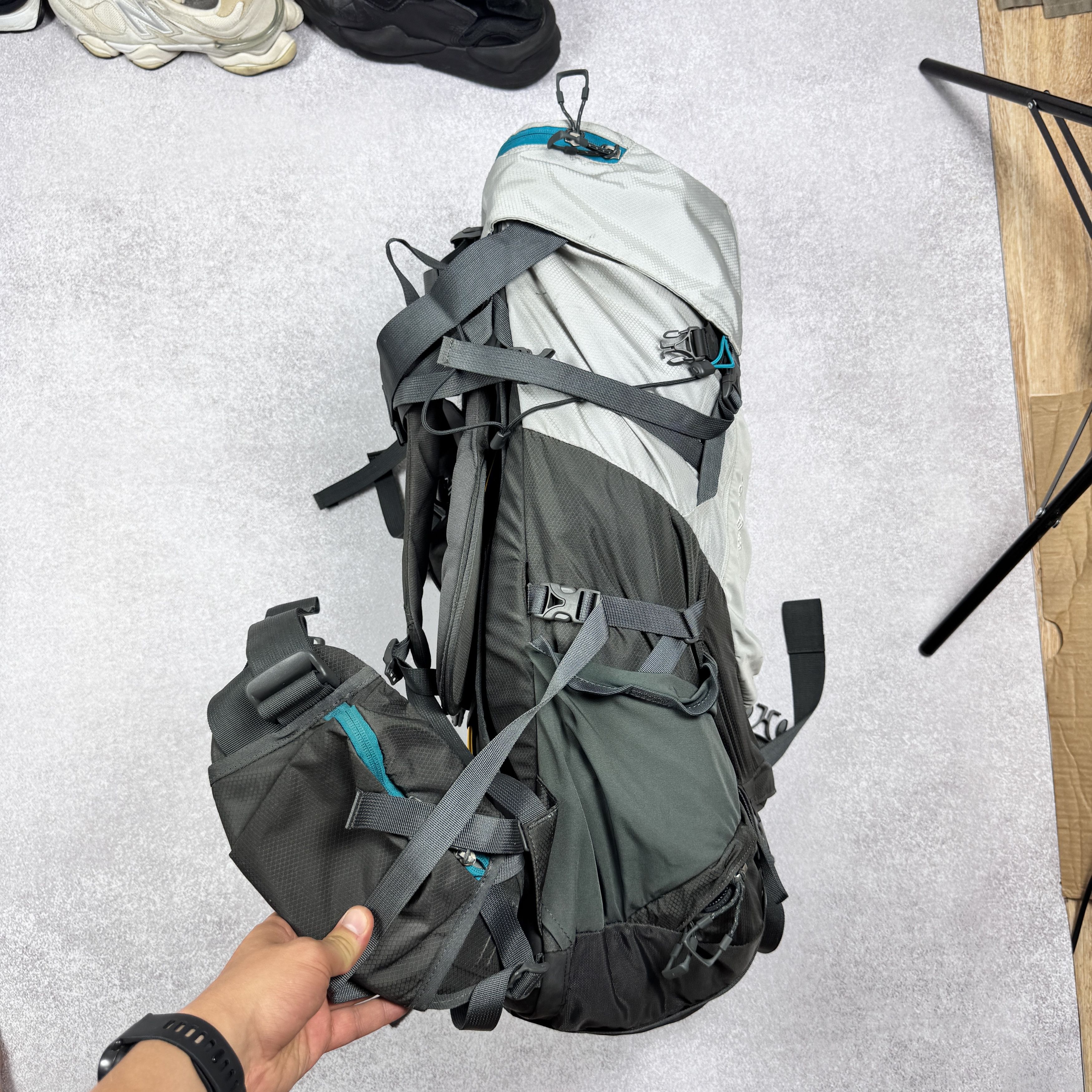 The North Face The North Face Conness 65 Hikking Backpack Gray Blue Size ONE SIZE - 10 Thumbnail