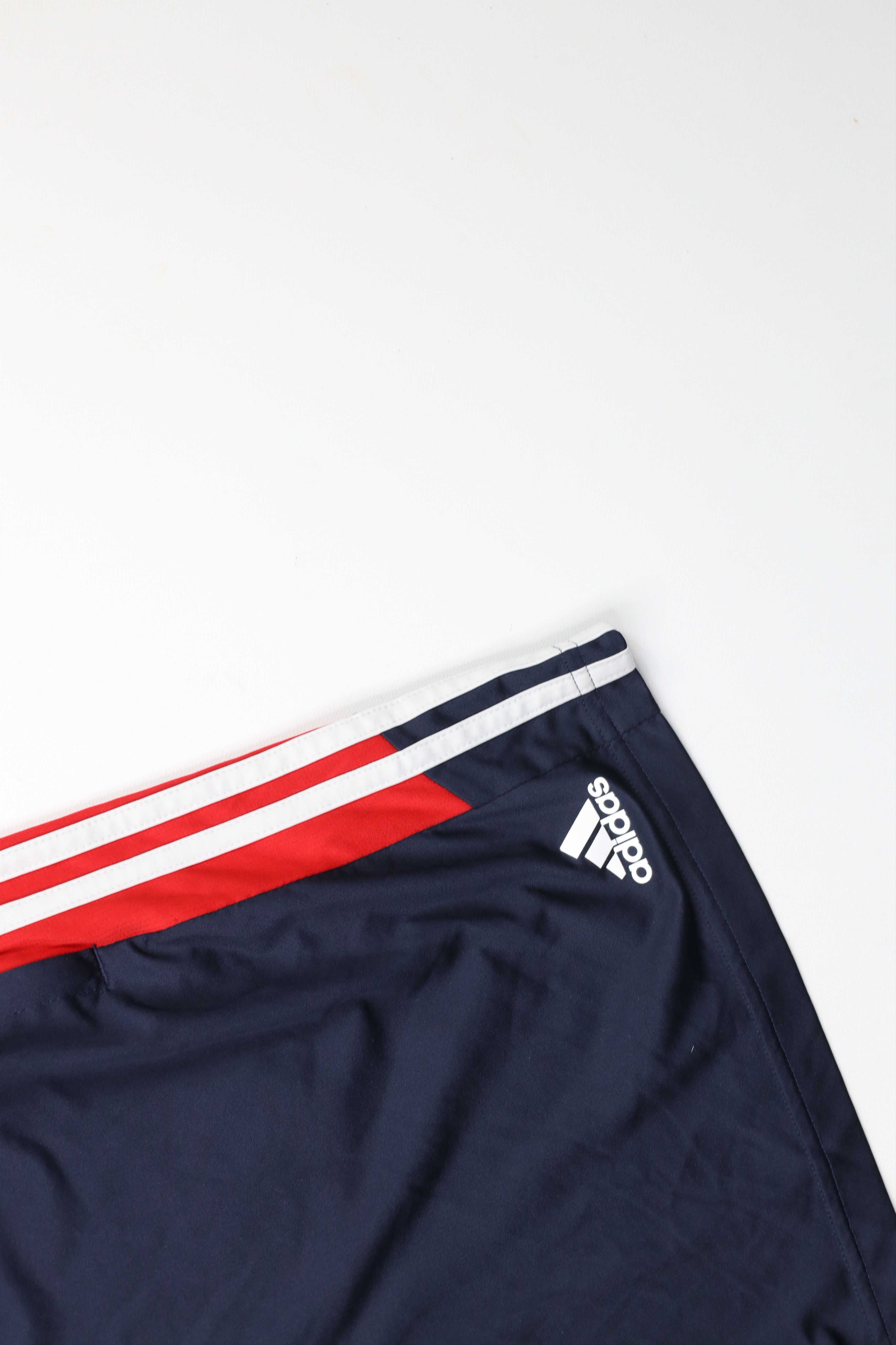 Adidas × Vintage Vintage Adidas Striped Running Jogging Soccer Shorts Blue Size US 32 / EU 48 - 5 Thumbnail