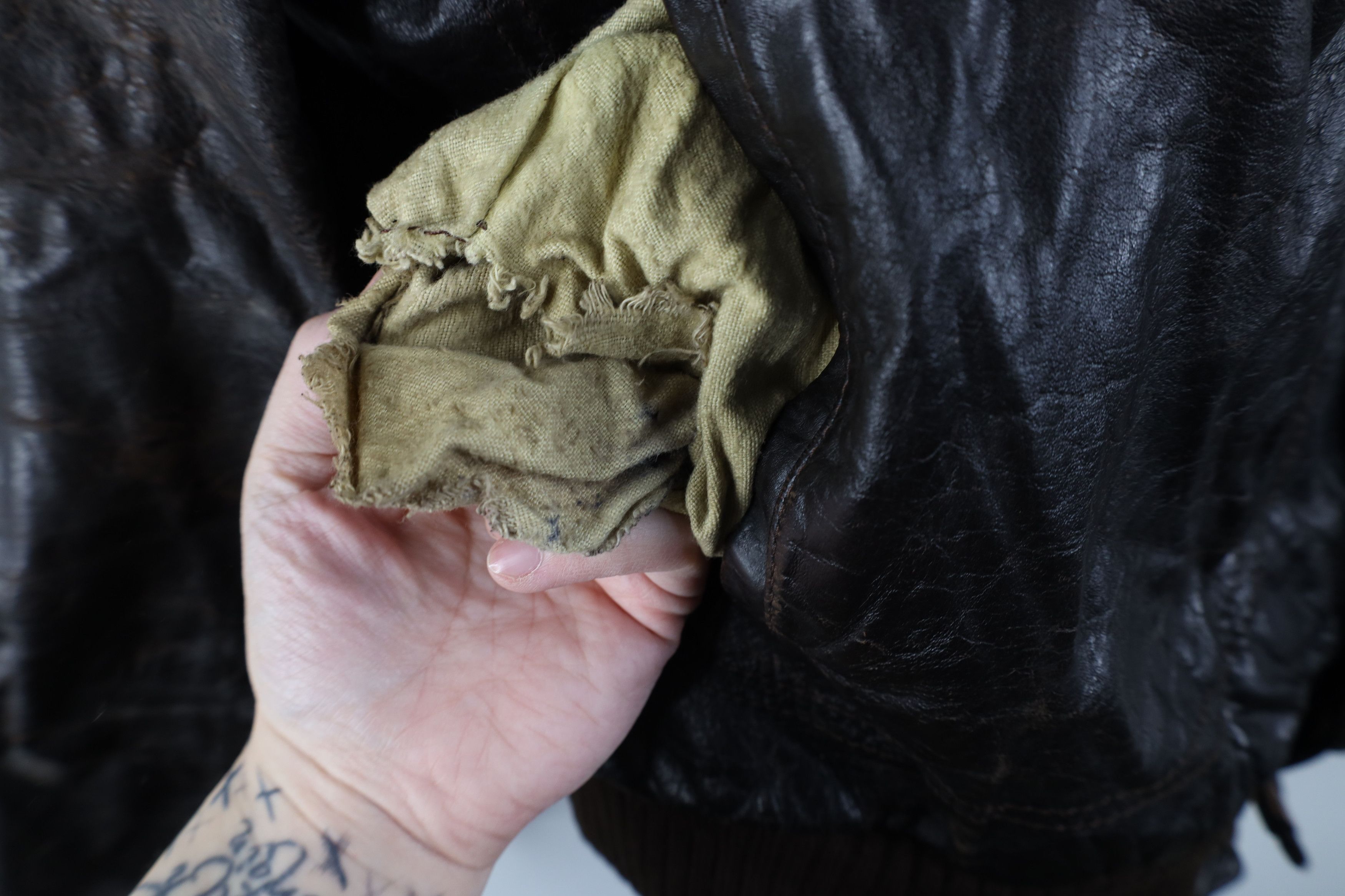 Vintage Vintage 70s Fleece Lined G-1 Flight Bomber Jacket Brown Size US L / EU 52-54 / 3 - 7 Thumbnail