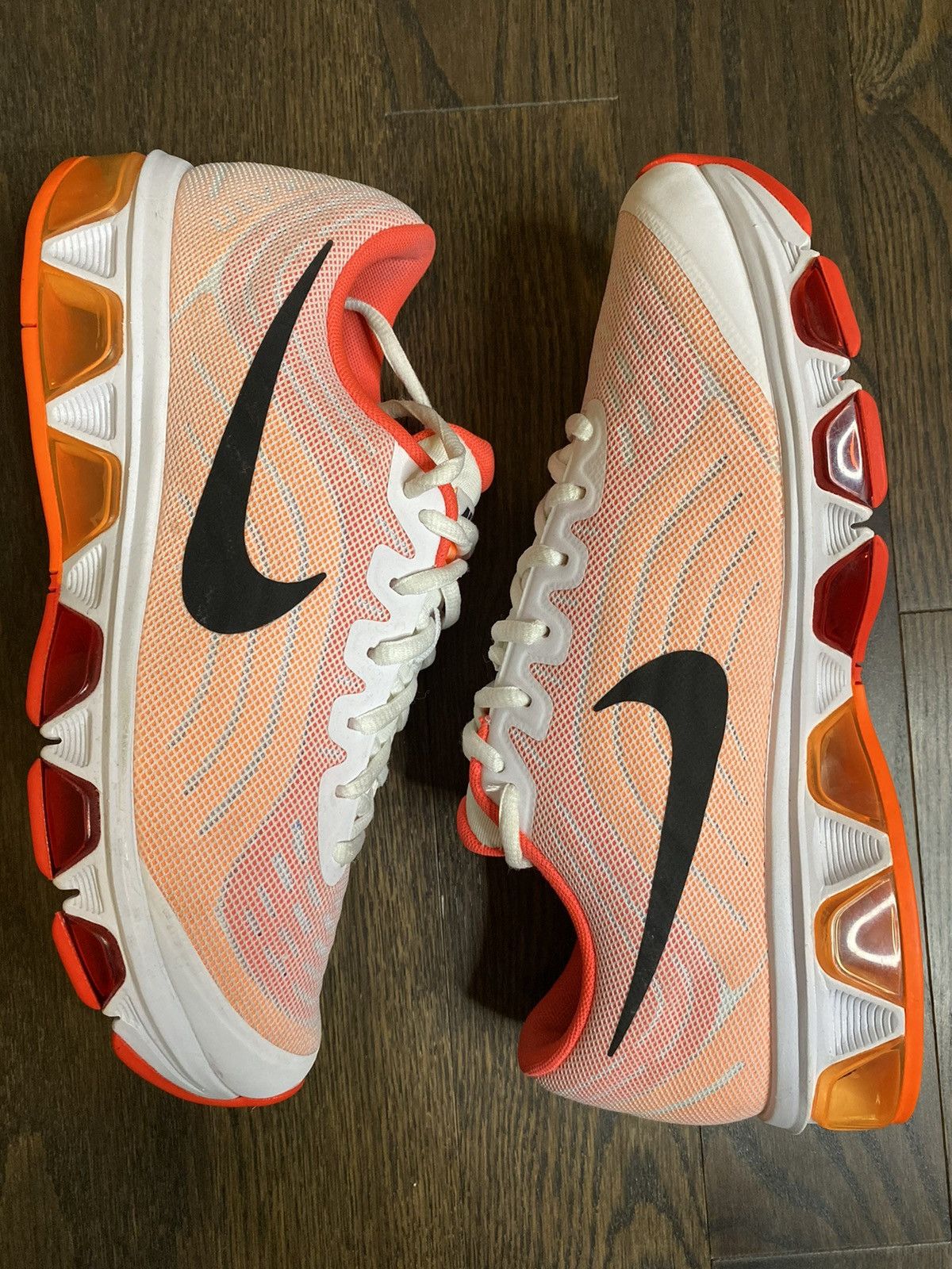 NIKE AIRMAX TAILWIND