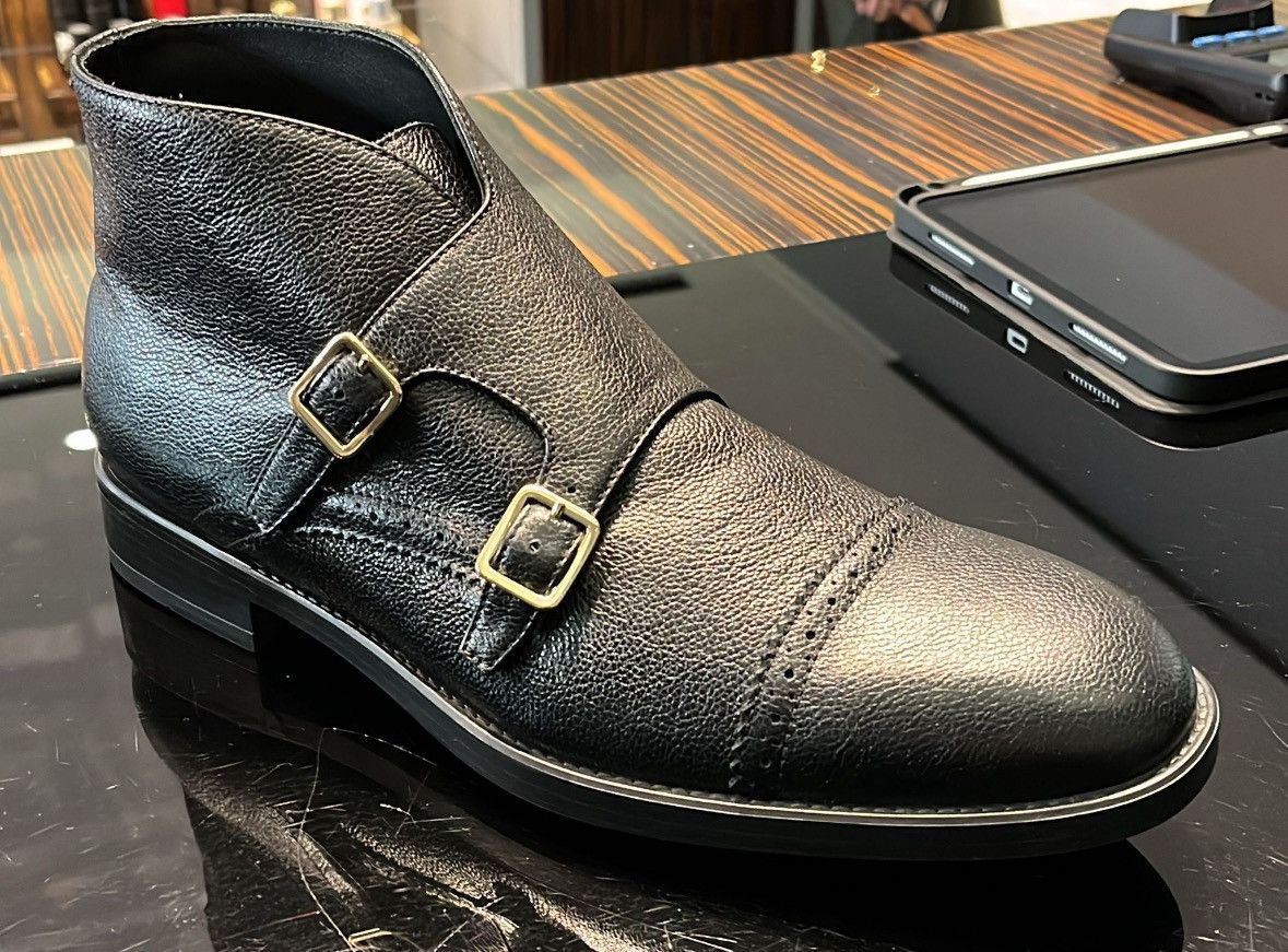 o1loc1c0324 J1375R Double Monk Strap in Black
