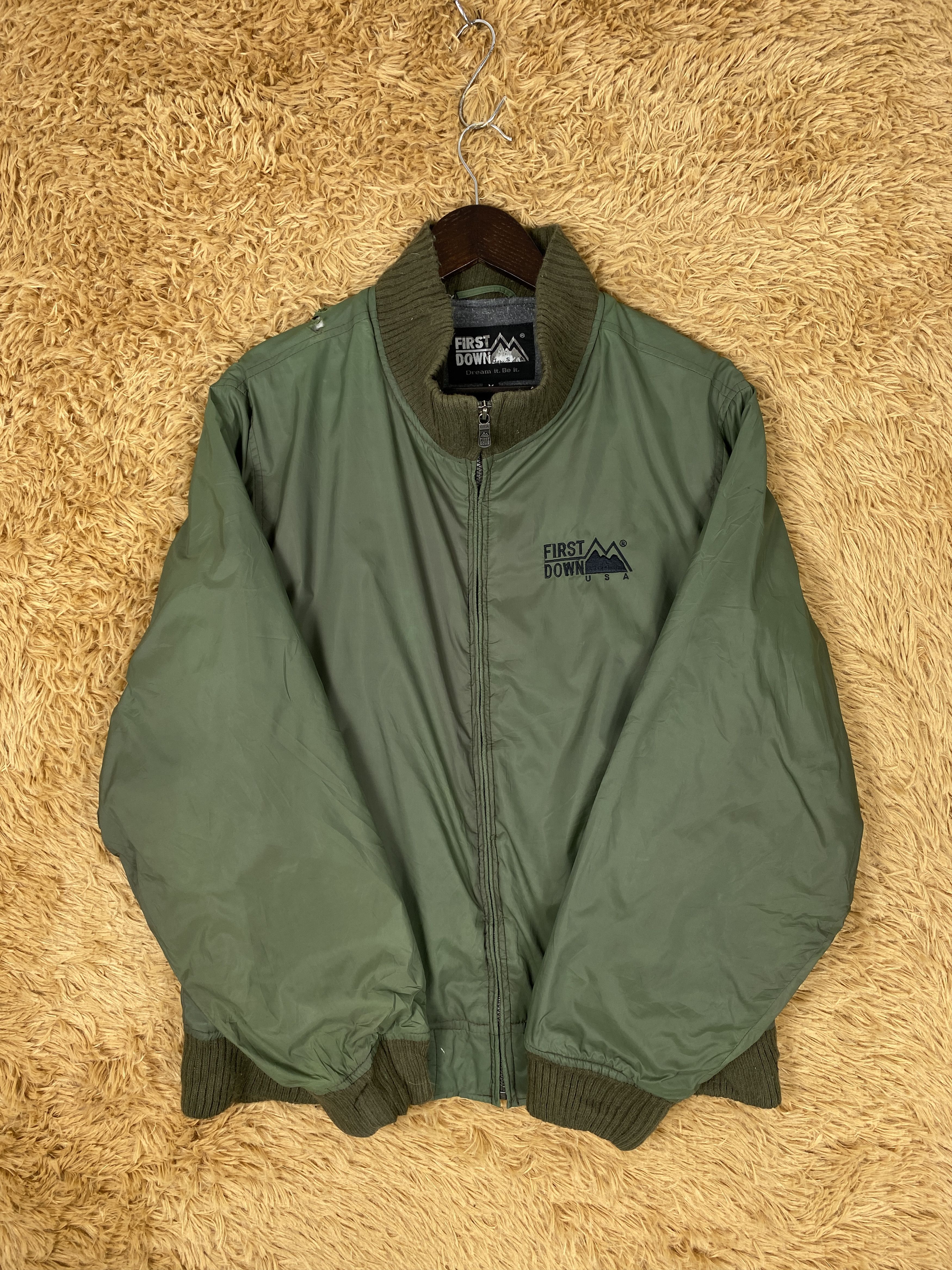 Vintage Vintage First Down Jacket Military Green J2079 Size US S / EU 44-46 / 1 - 5 Thumbnail