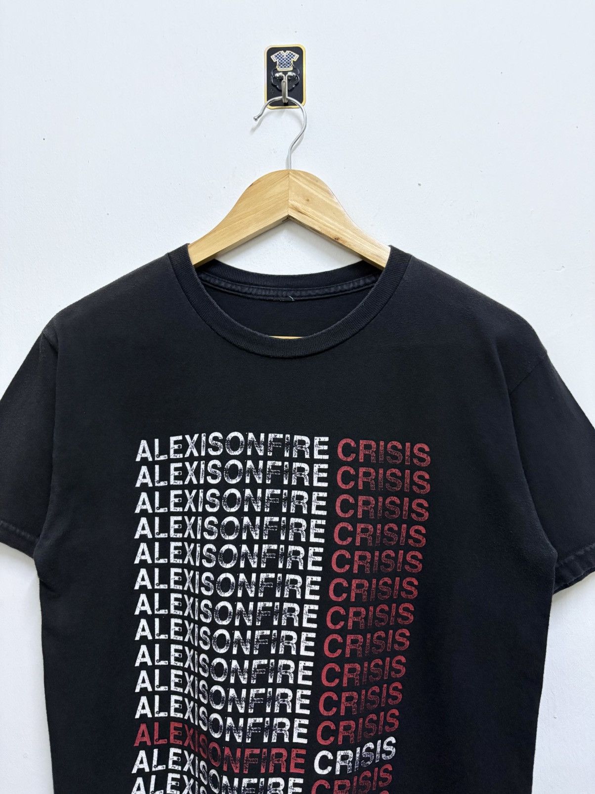 Band Tees 2000's Alexisonfire - Crisis Album / Indie Rock T-Shirt Size US S / EU 44-46 / 1 - 3 Thumbnail