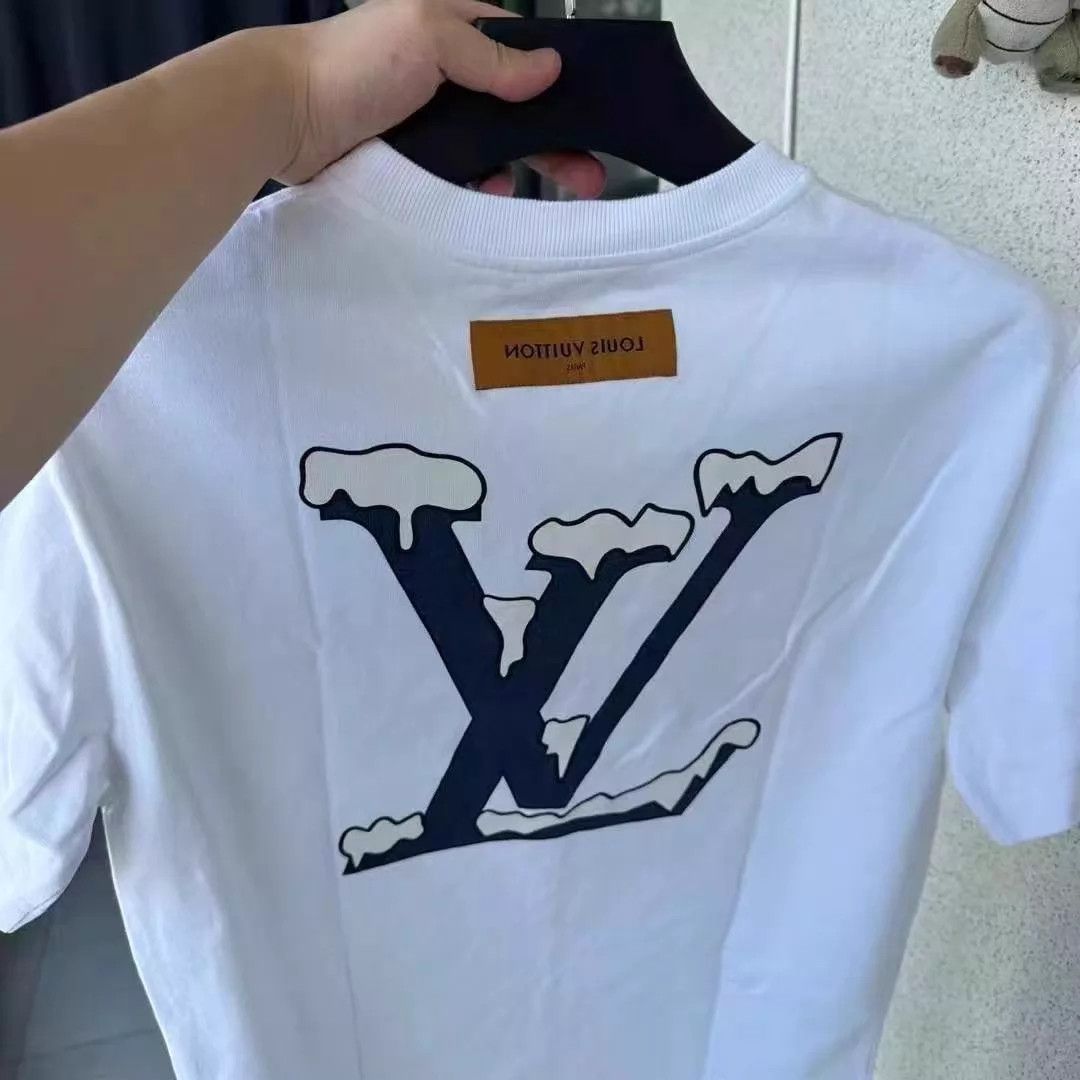 Louis Vuitton Louis Vuitton 99 New Snow Mountain Short Sleeve Size S Size US S / EU 44-46 / 1 - 2 Thumbnail