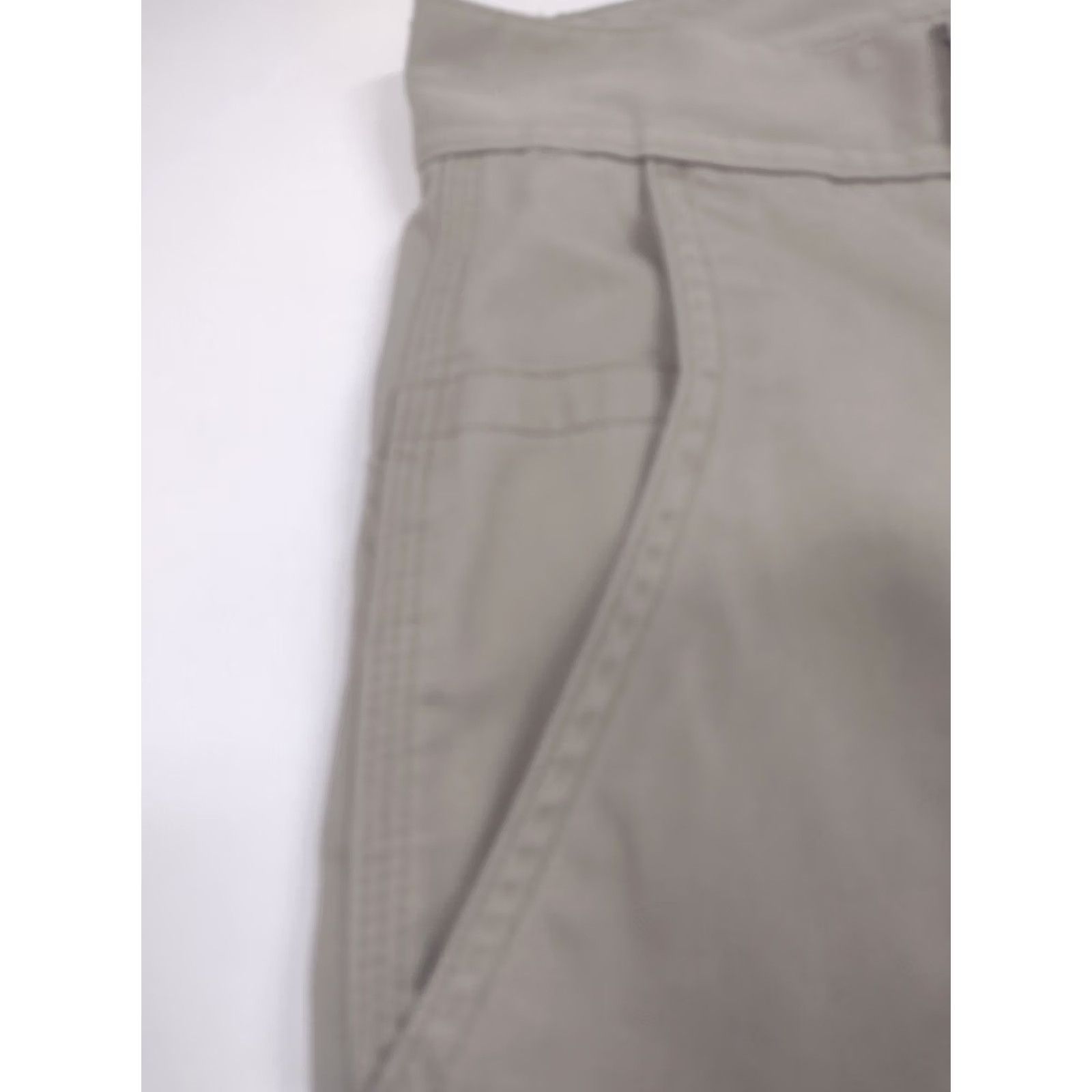 Under Armour Under Armour Mens 38 x 12 Chino Outdoor Shorts Tan #1729 Pants Shorts Chino Outdoor Mens Brown 38 Regular Belt Loops Pockets Breathable Quick Dry Size US 38 / EU 54 - 7 Thumbnail