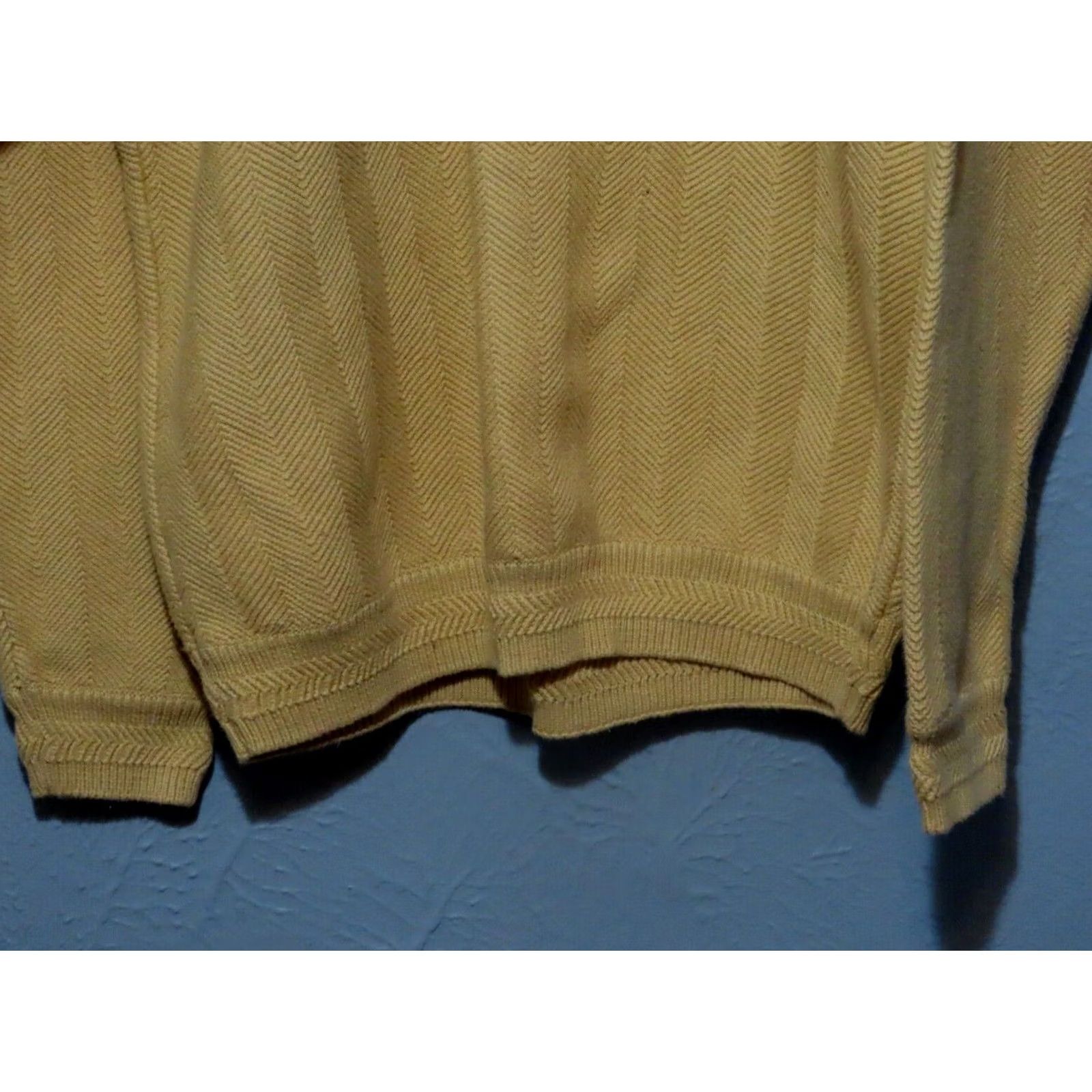 Chaps VINTAGE Chaps Ralph Lauren Sweater Men XL Beige Crew Neck Open-Knit Crest Logo 90s Pullover Y2k Size US XL / EU 56 / 4 - 2 Thumbnail