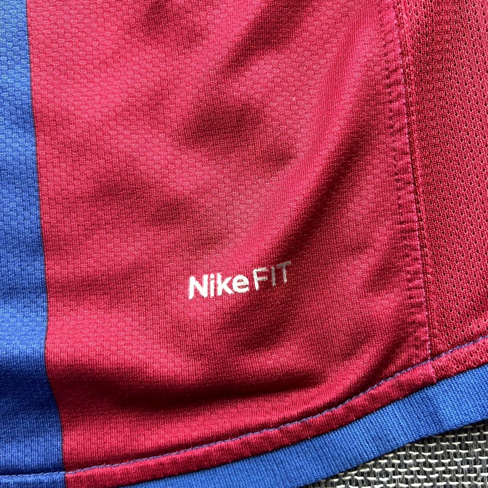 Nike Nike Barcelona 2006 2007 Ronaldinho Home Football Jersey Shirt Mens Large Multicolor Short Sleeve Jersey Nike Shirt Mens L Football Jersey Size US L / EU 52-54 / 3 - 6 Thumbnail