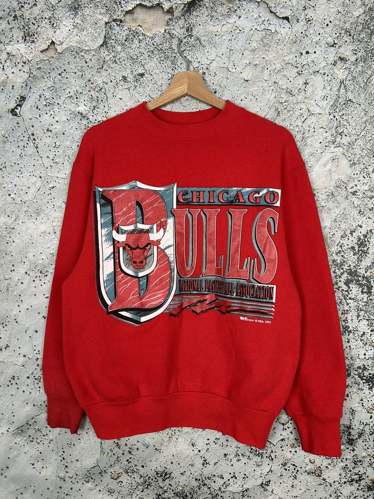 Vintage Vintage Chicago Bulls 1993 Crewneck Boxy Baggy Rap Skate Size US M / EU 48-50 / 2 - 1 Thumbnail
