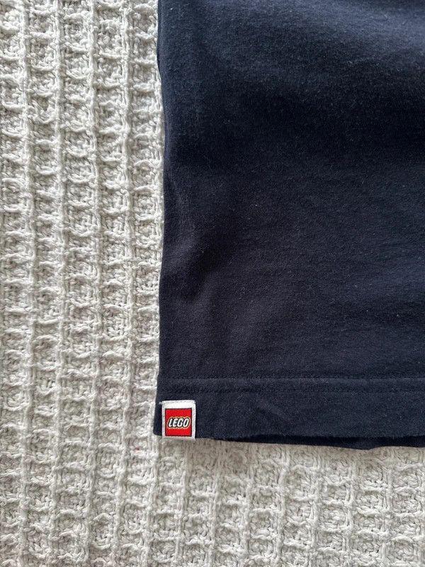 Uniqlo Uniqlo UT x LEGO Graphic T-Shirt – Size L Size US L / EU 52-54 / 3 - 1 Thumbnail